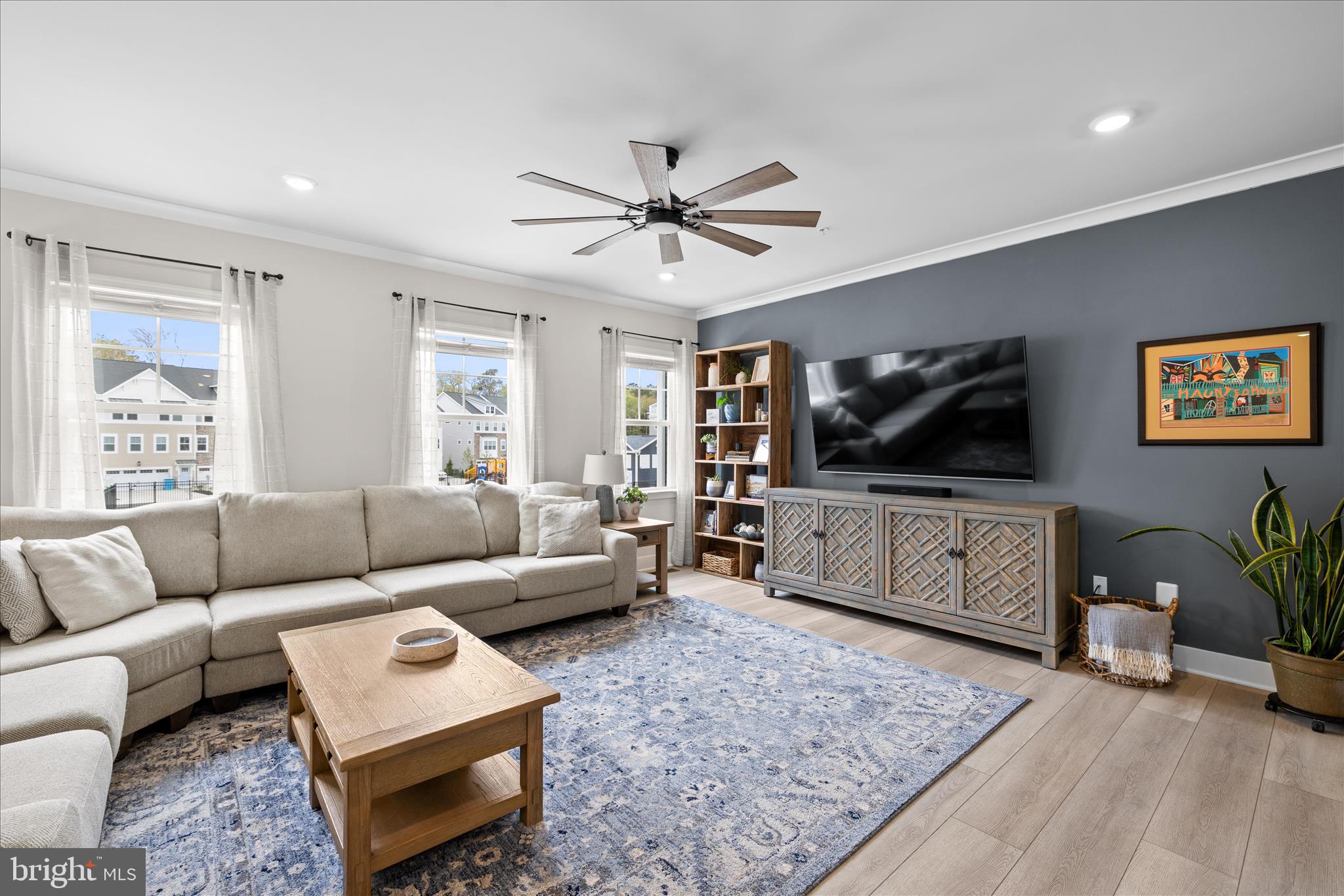 SEA OAKS VILLAGE - Residential