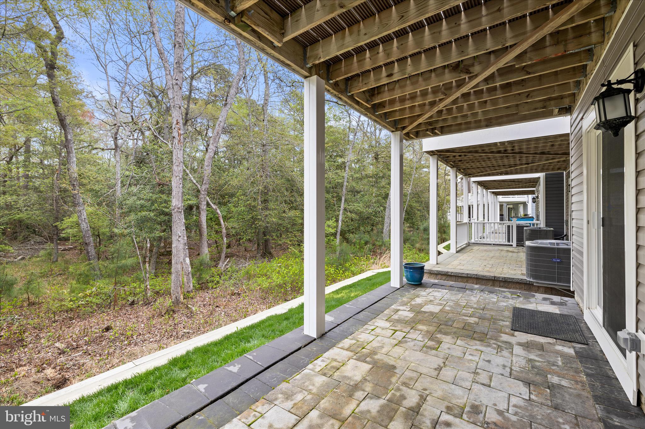 SEA OAKS VILLAGE - Residential