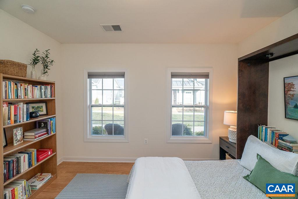 OLD TRAIL - Residential