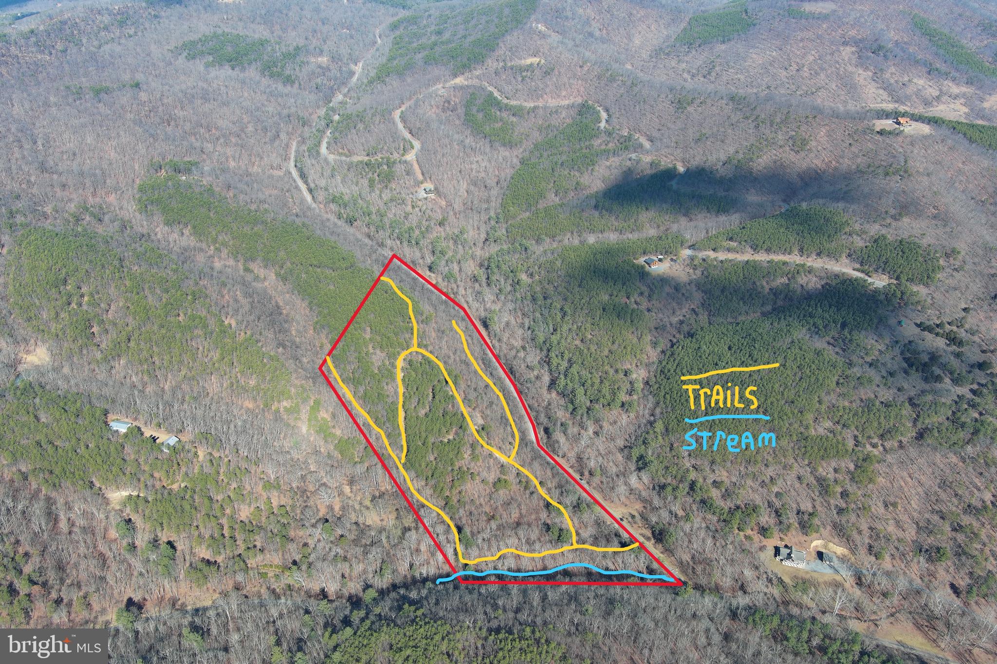 BLUFFS ON THE POTOMAC - Land