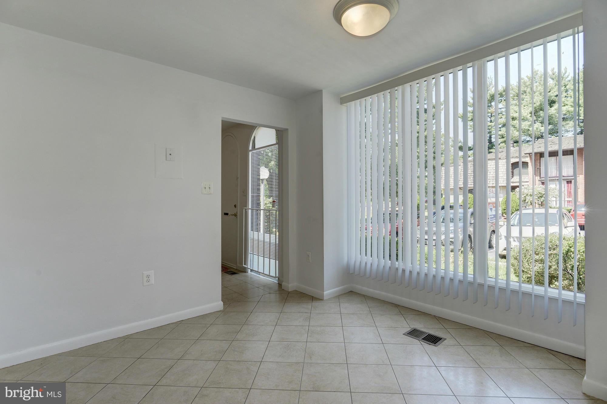 AMERICANA FAIRFAX - Residential Lease