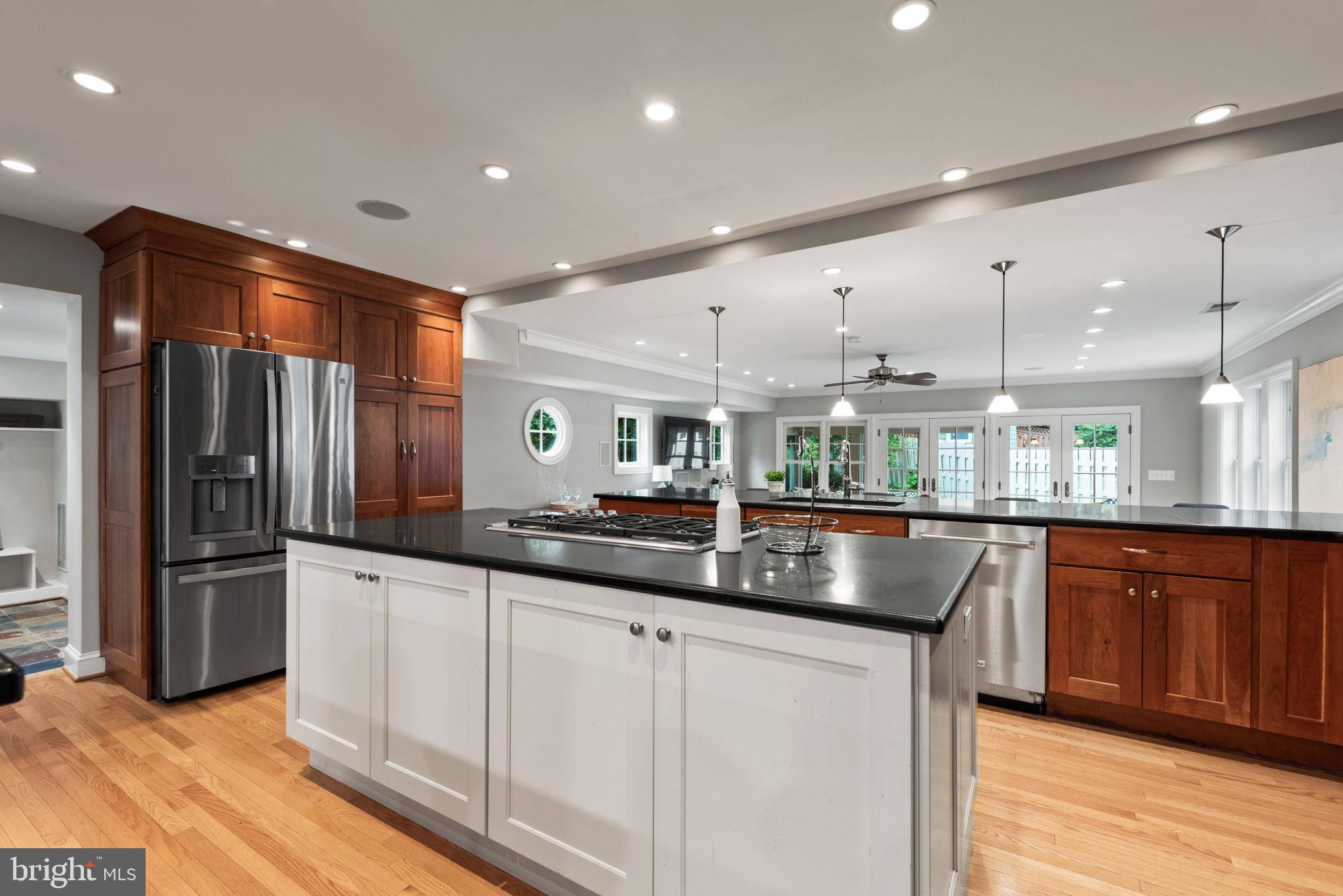 BRADDOCK HEIGHTS - Residential