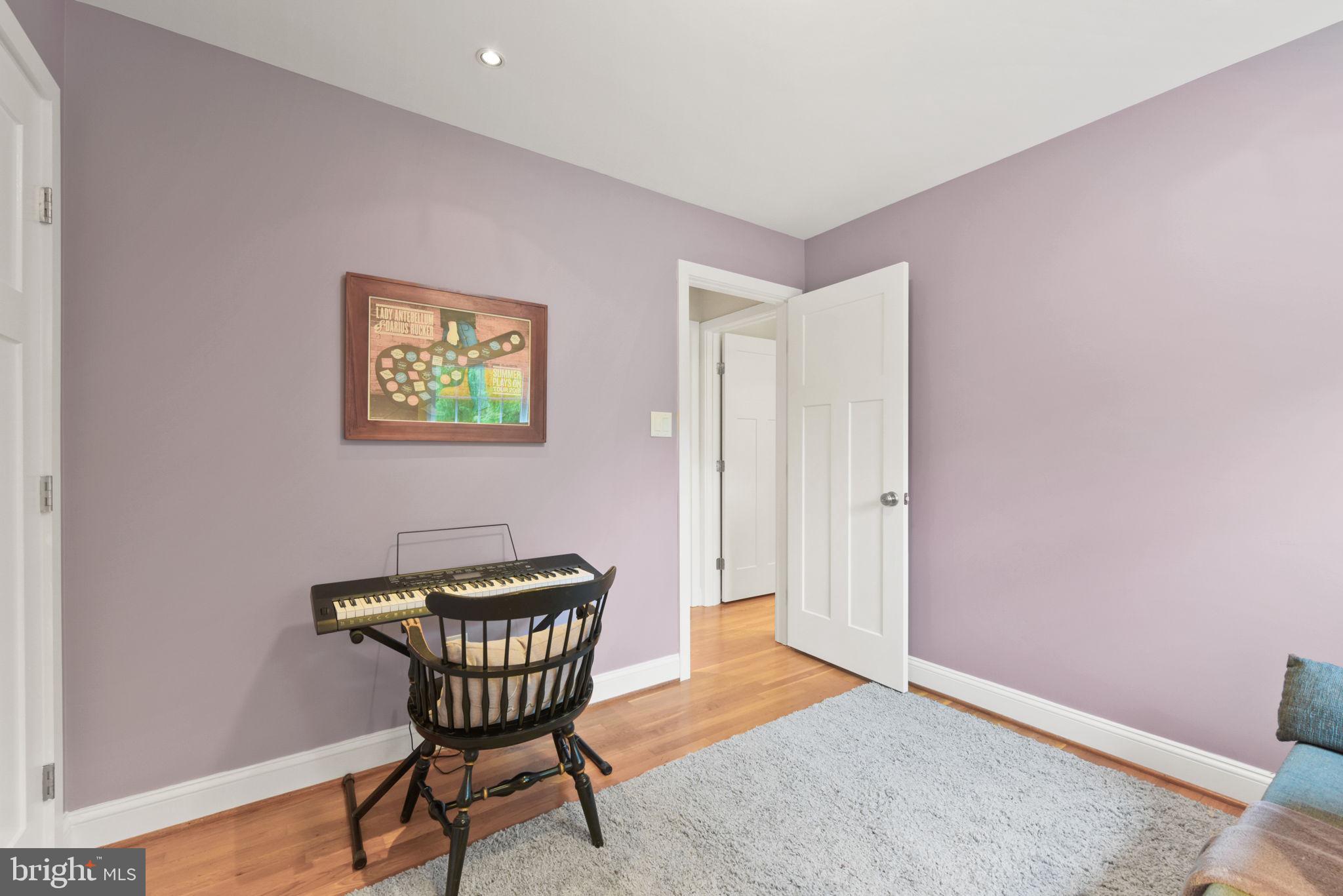 BRADDOCK HEIGHTS - Residential