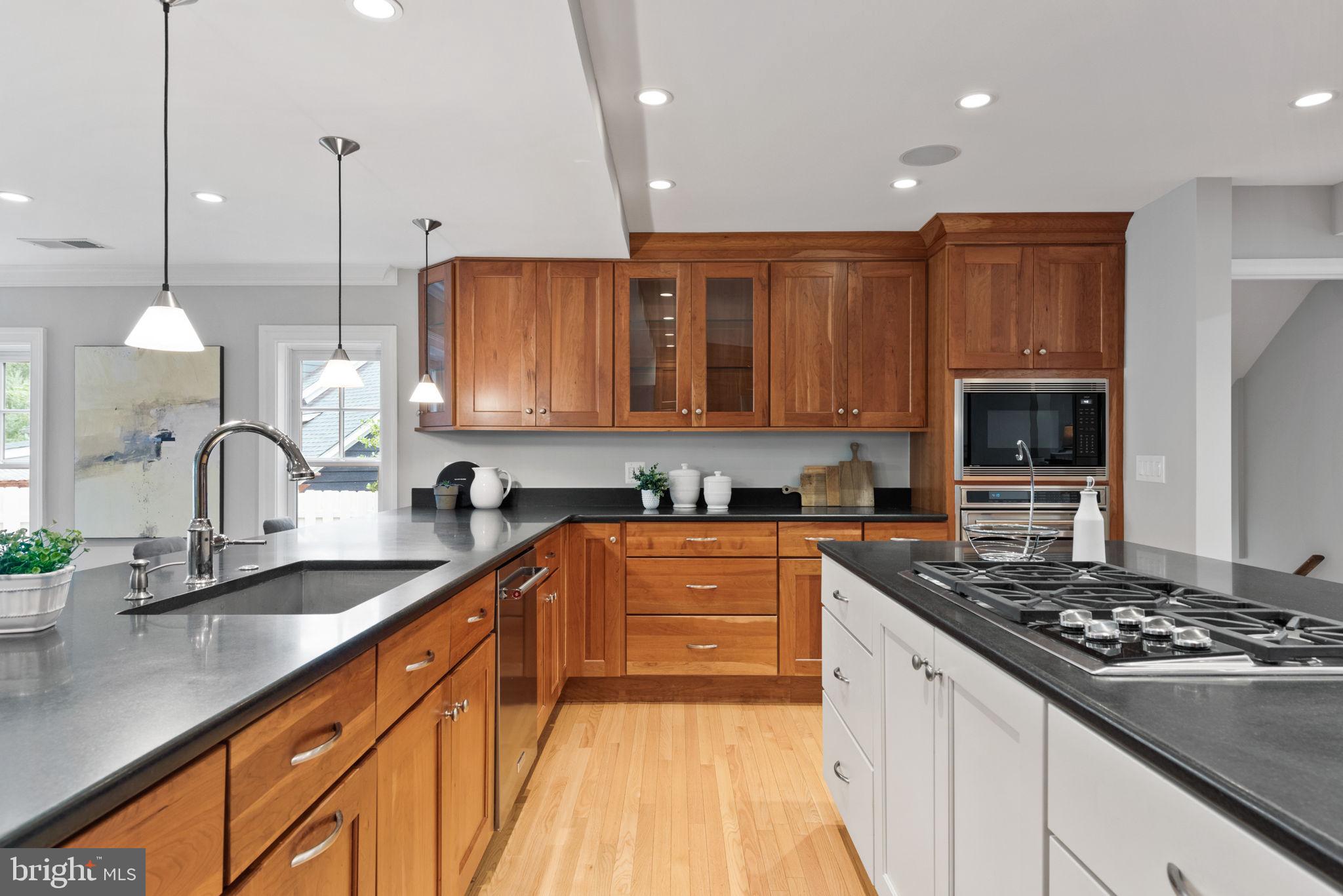 BRADDOCK HEIGHTS - Residential