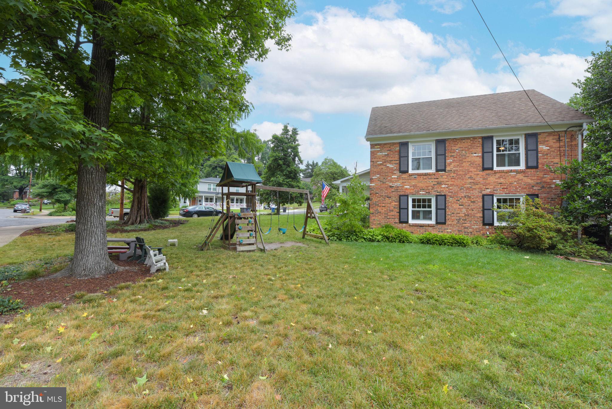 BRADDOCK HEIGHTS - Residential