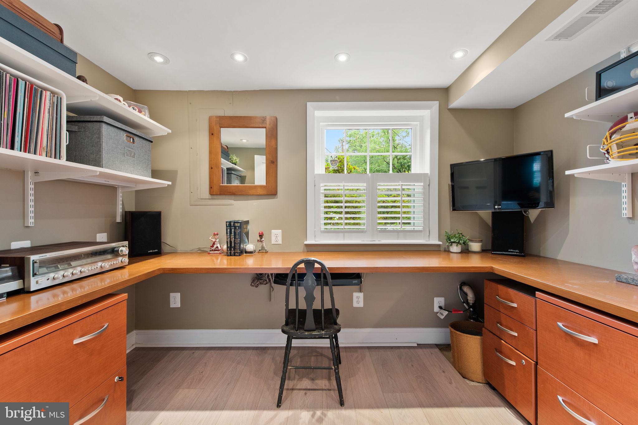 BRADDOCK HEIGHTS - Residential