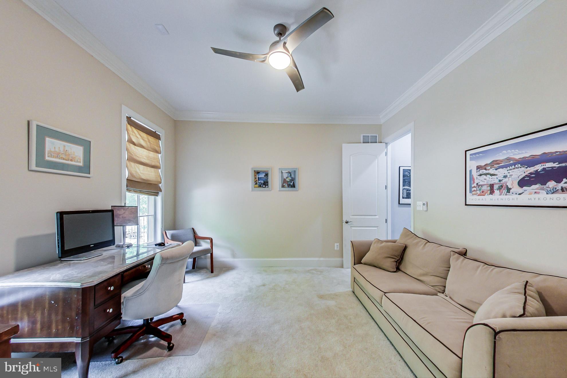 WALNUT GROVE - Residential