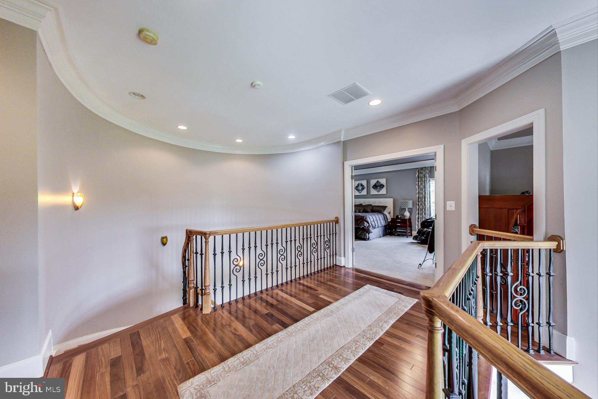 WALNUT GROVE - Residential