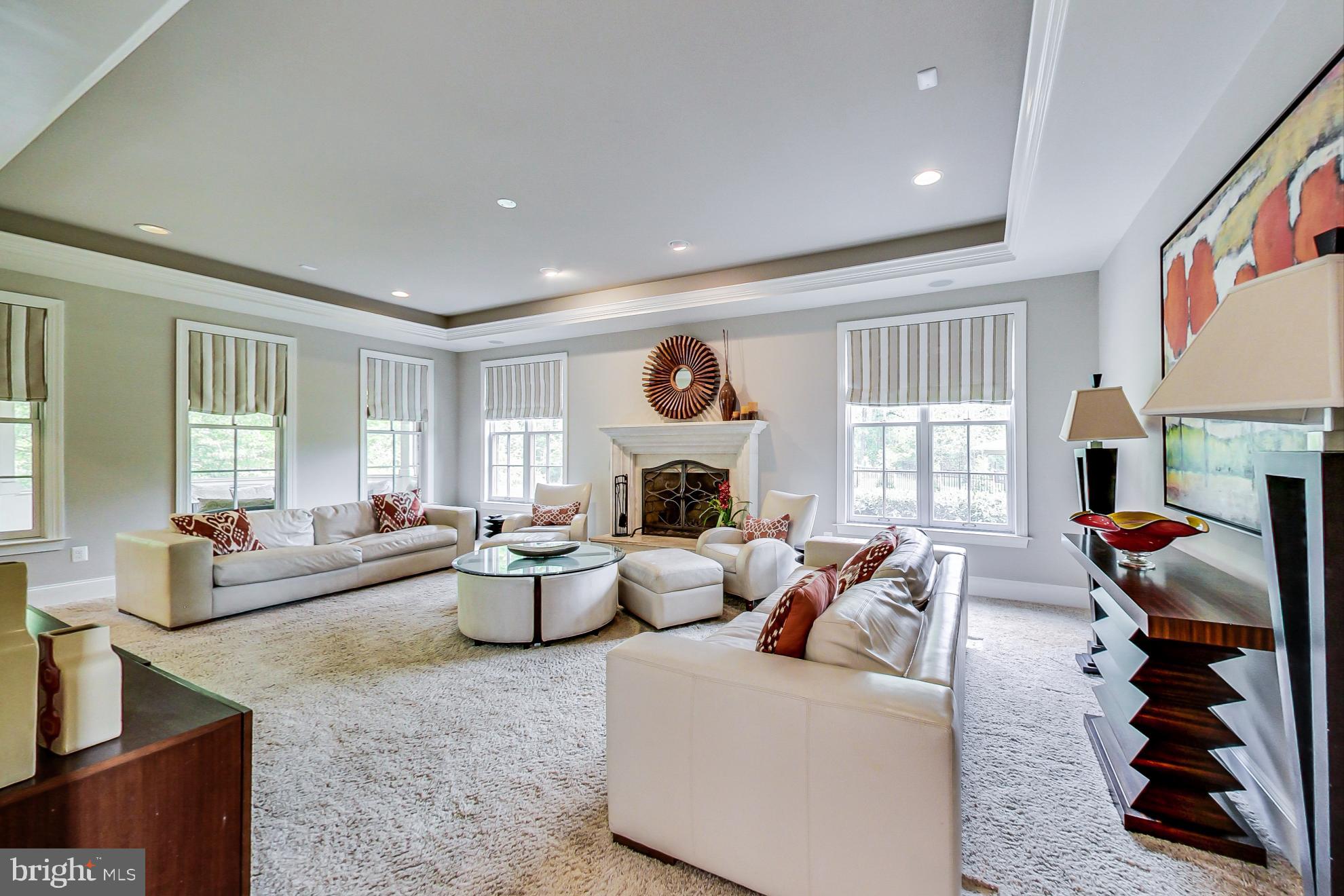 WALNUT GROVE - Residential