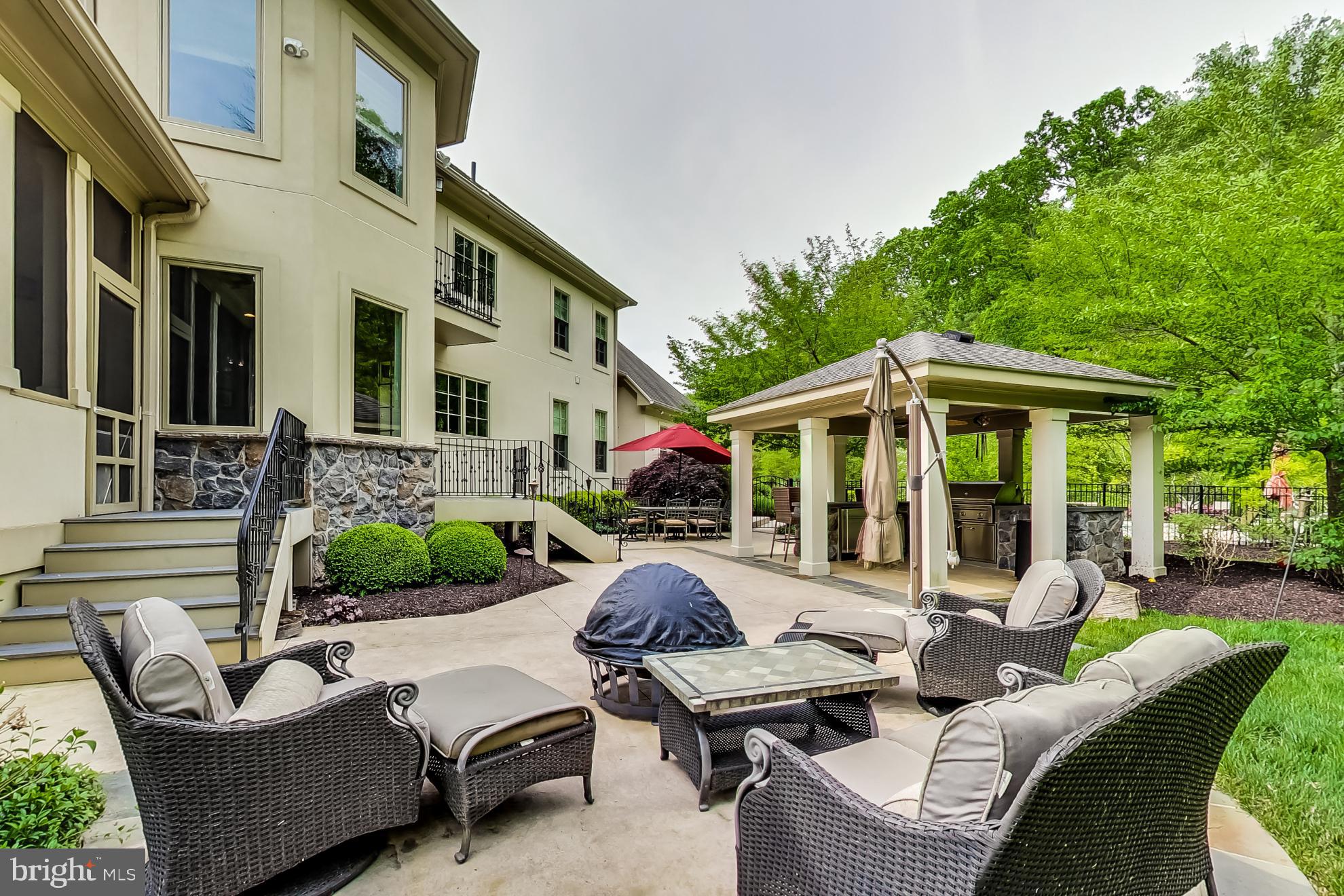 WALNUT GROVE - Residential