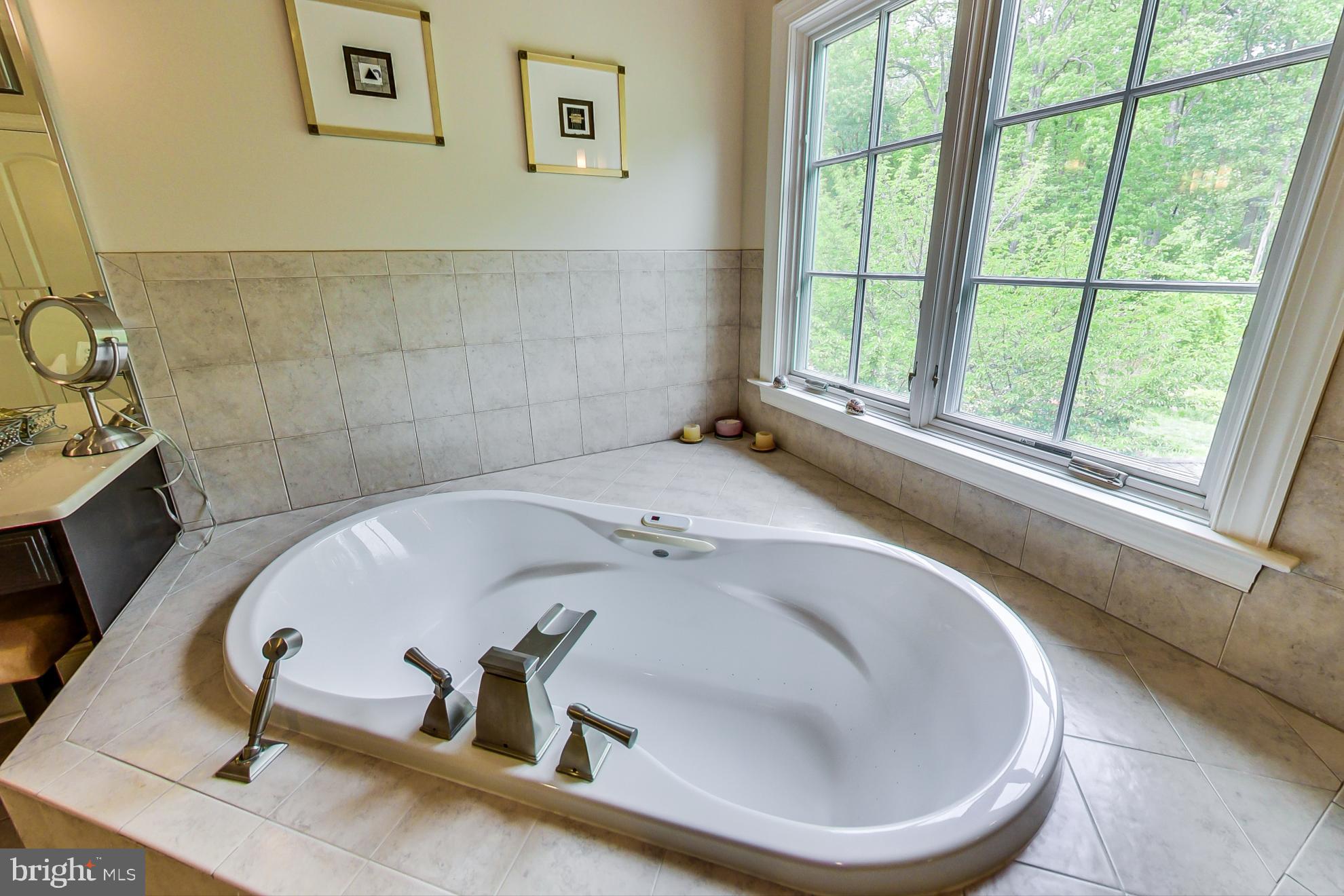 WALNUT GROVE - Residential