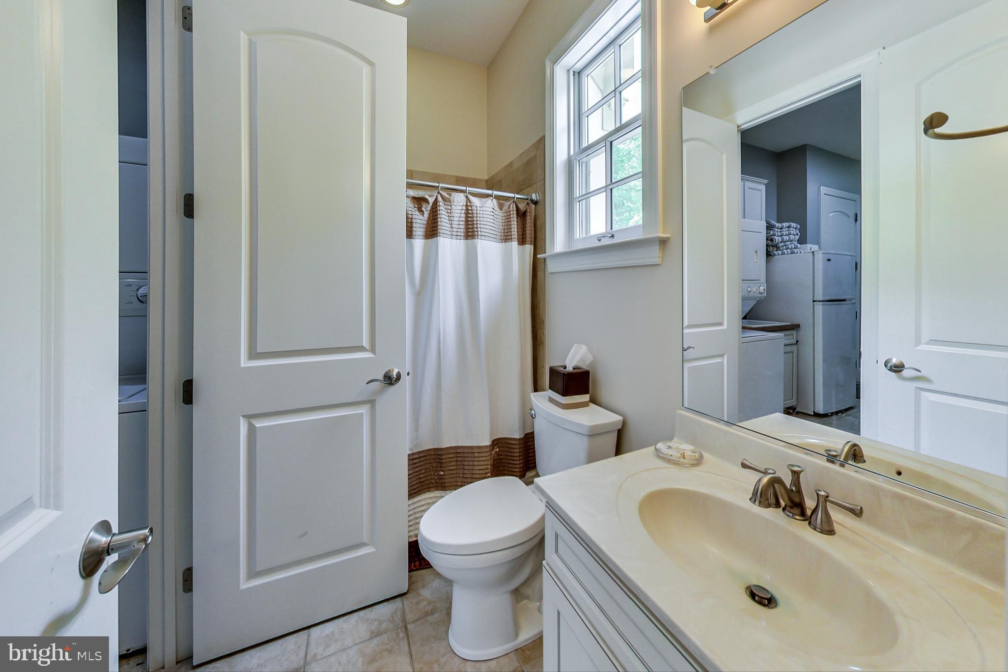 WALNUT GROVE - Residential