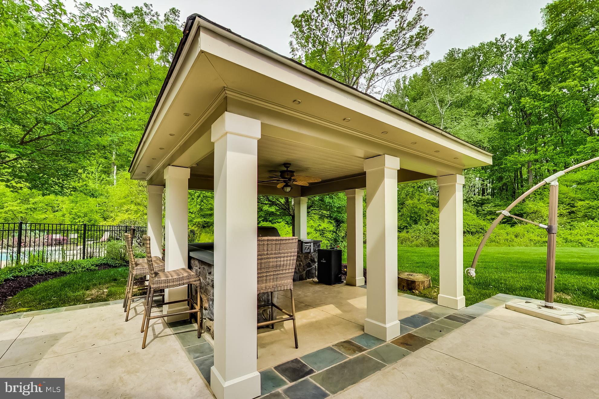 WALNUT GROVE - Residential