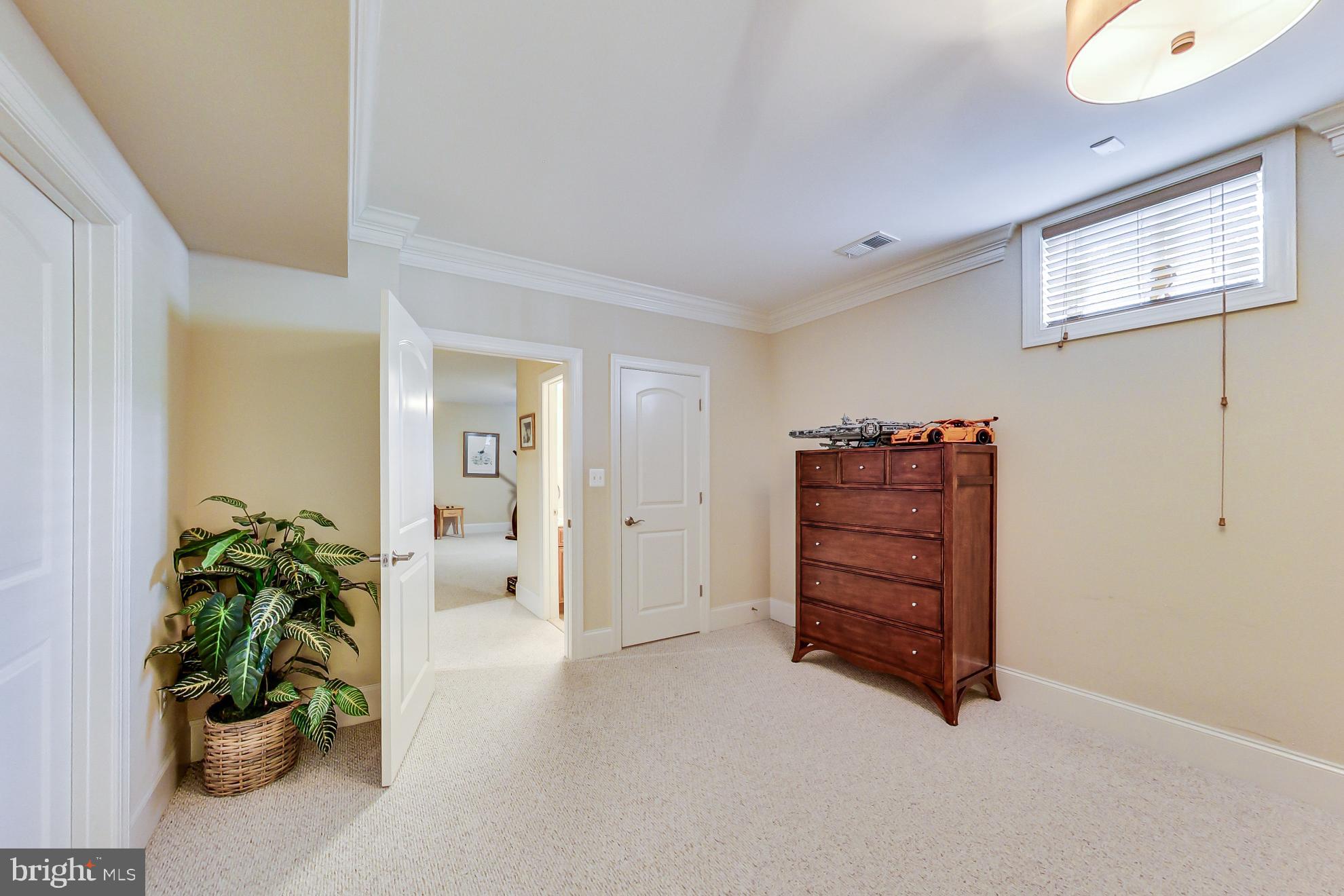 WALNUT GROVE - Residential