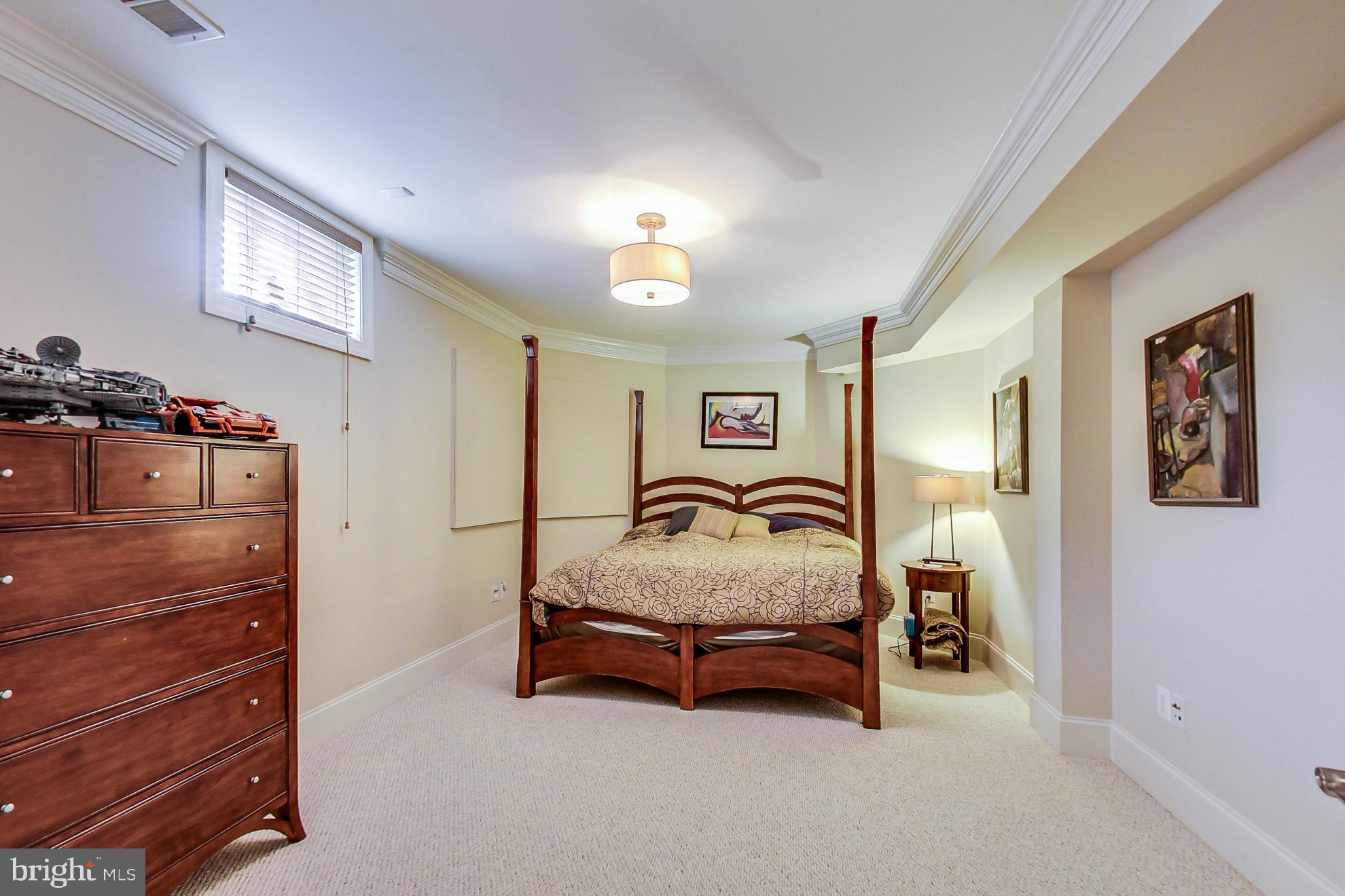 WALNUT GROVE - Residential