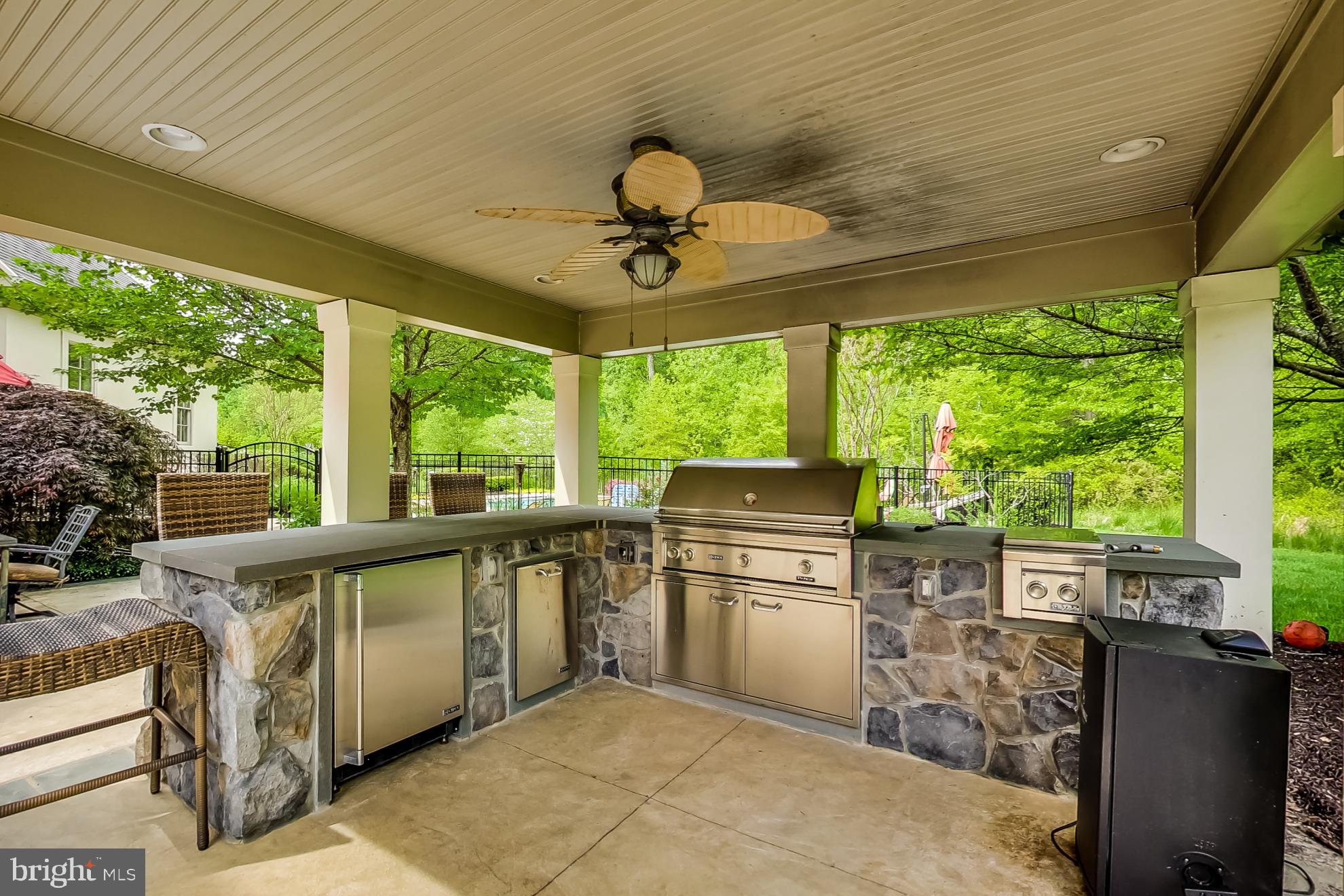 WALNUT GROVE - Residential