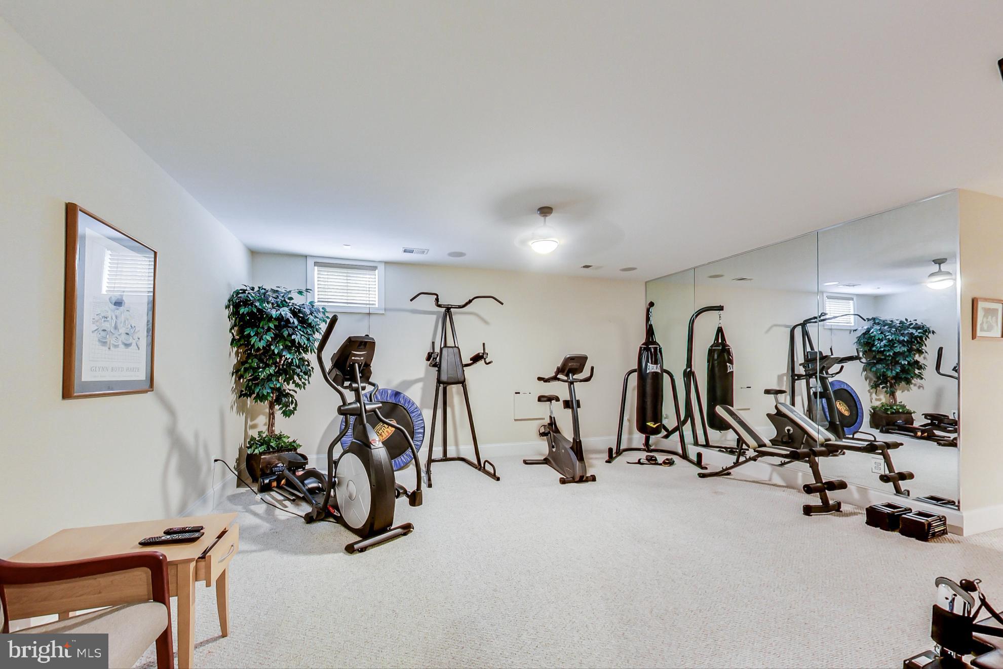 WALNUT GROVE - Residential