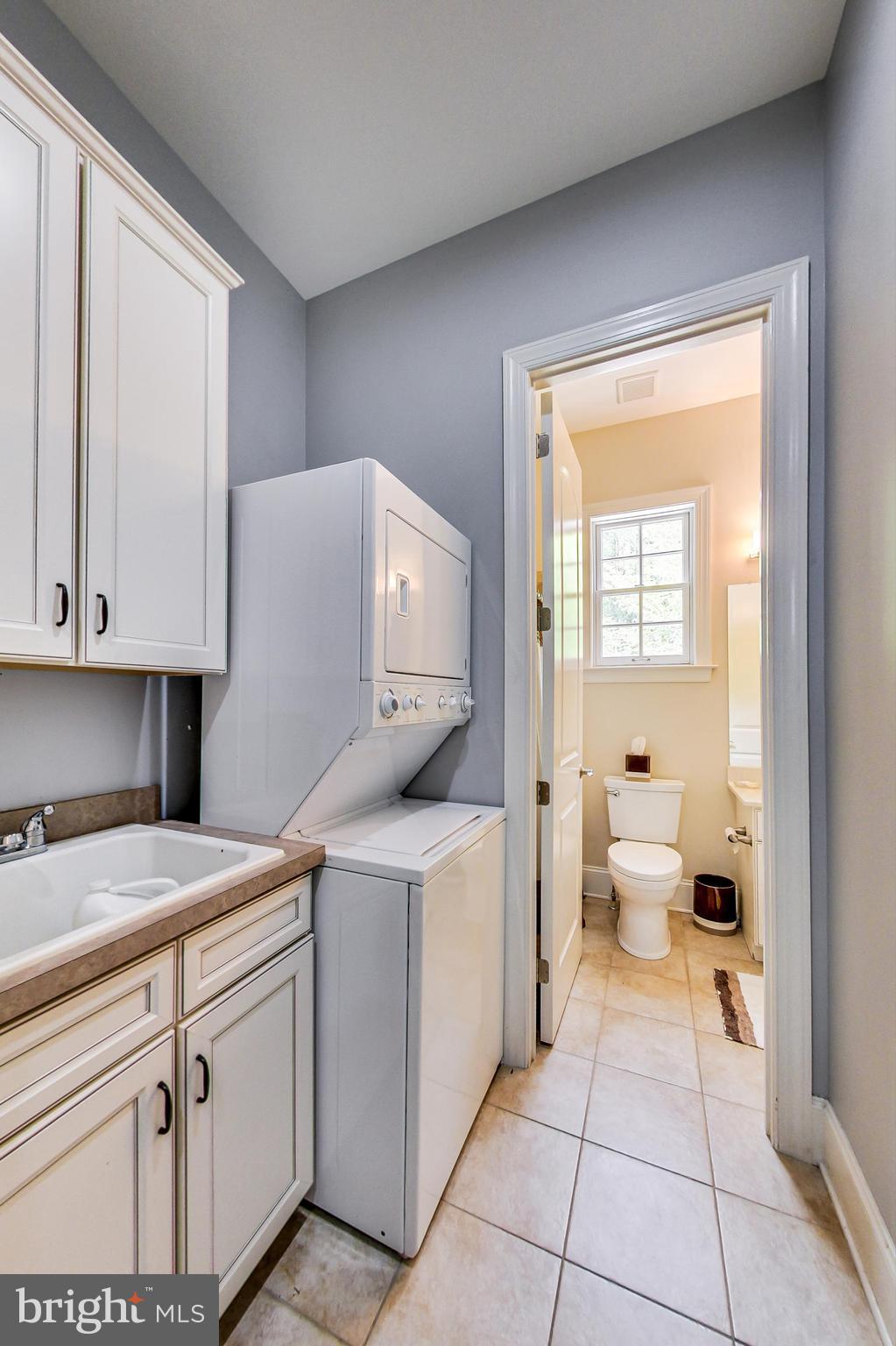 WALNUT GROVE - Residential