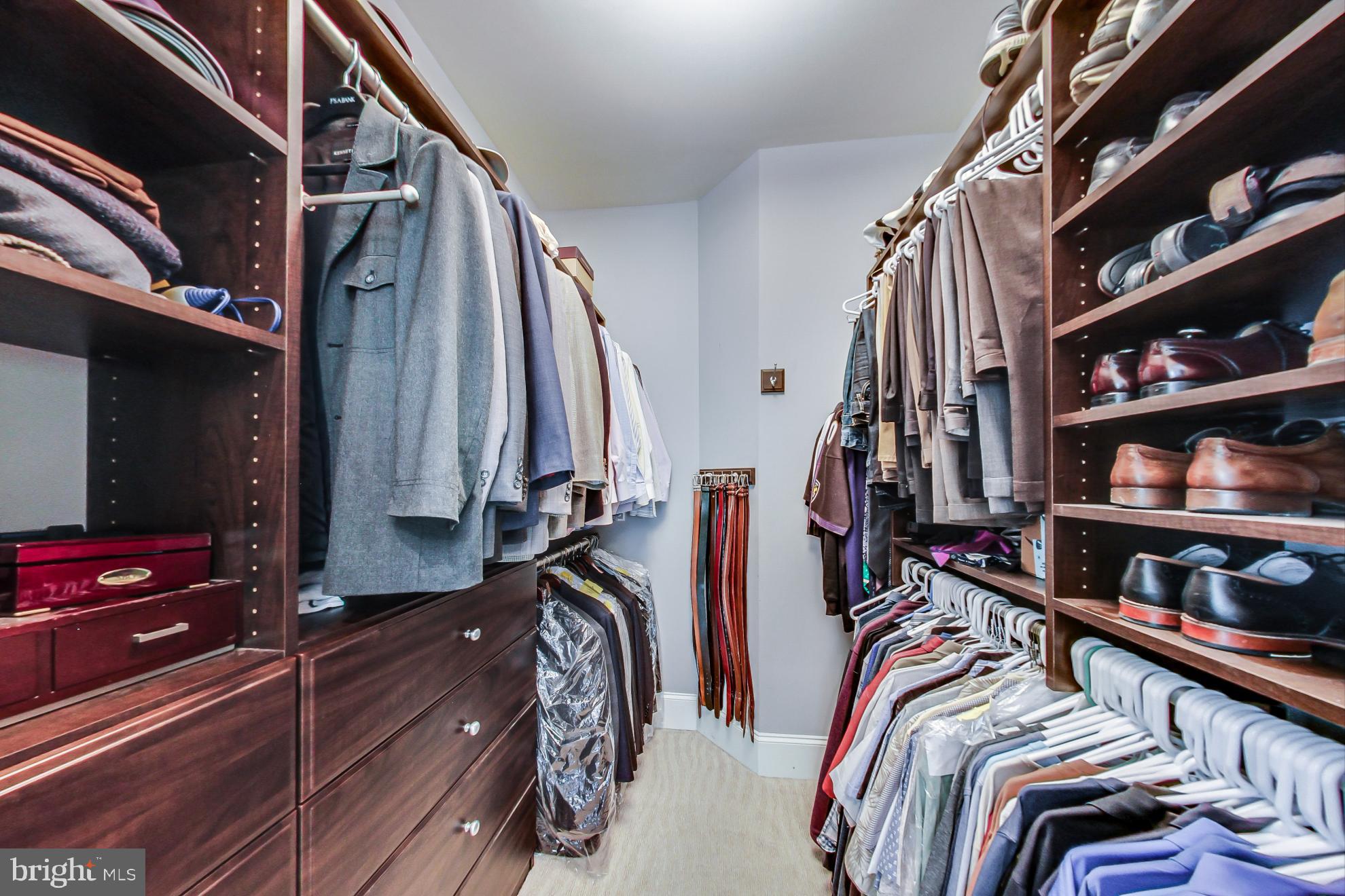 WALNUT GROVE - Residential