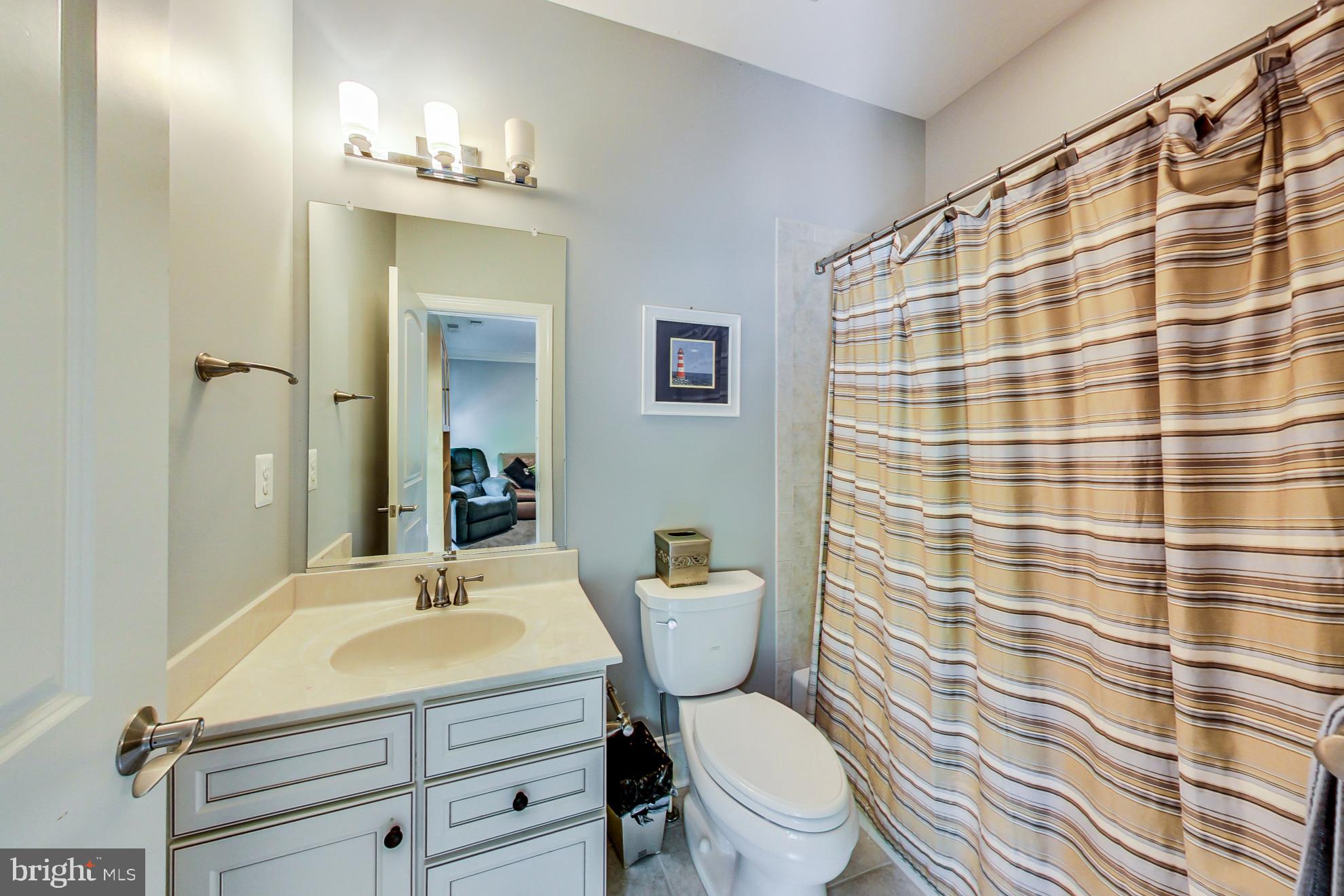 WALNUT GROVE - Residential