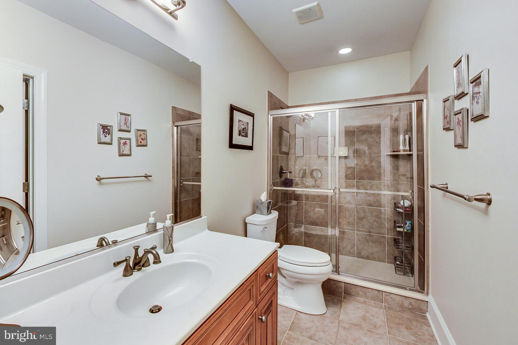 WALNUT GROVE - Residential