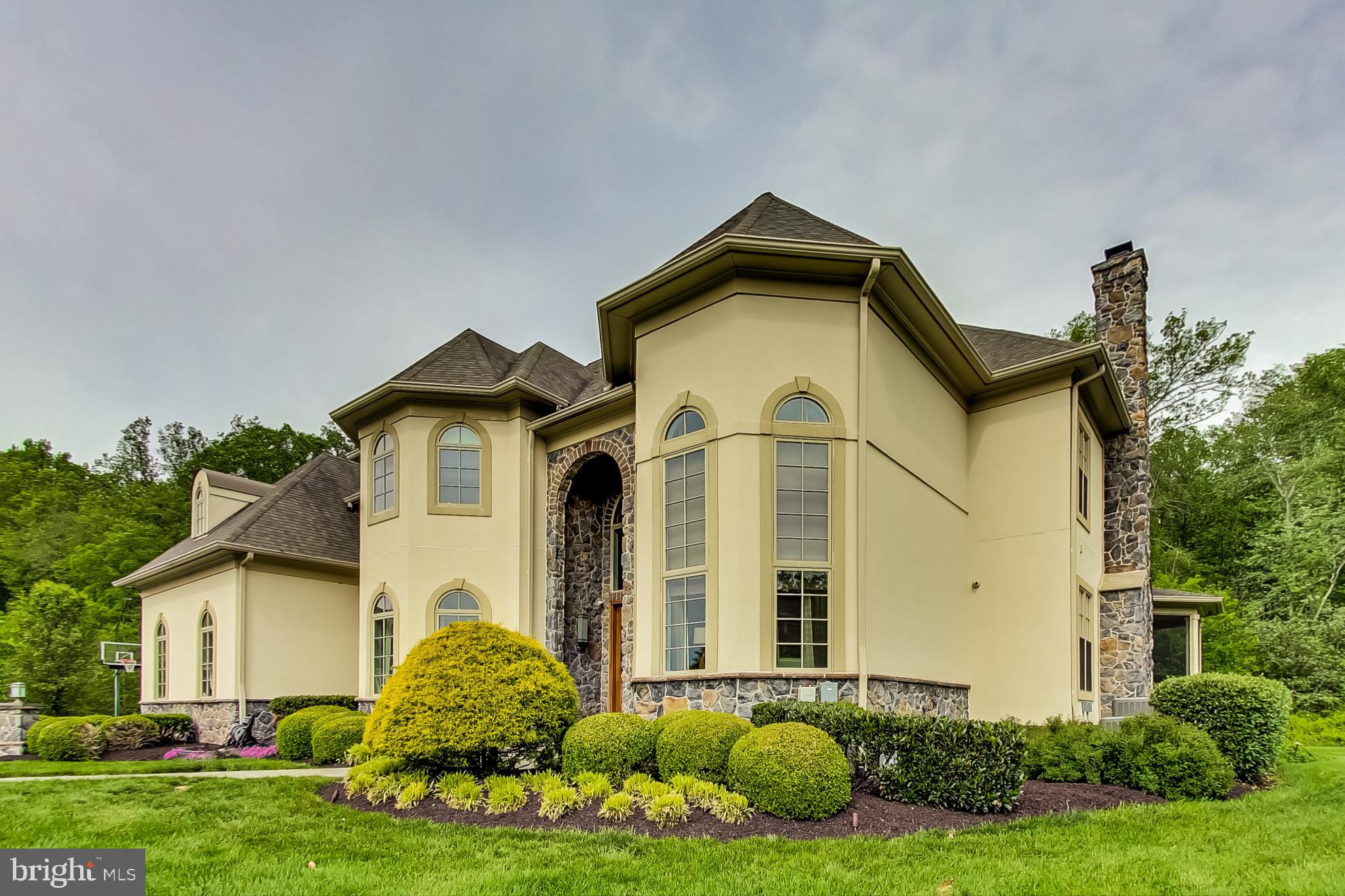 WALNUT GROVE - Residential