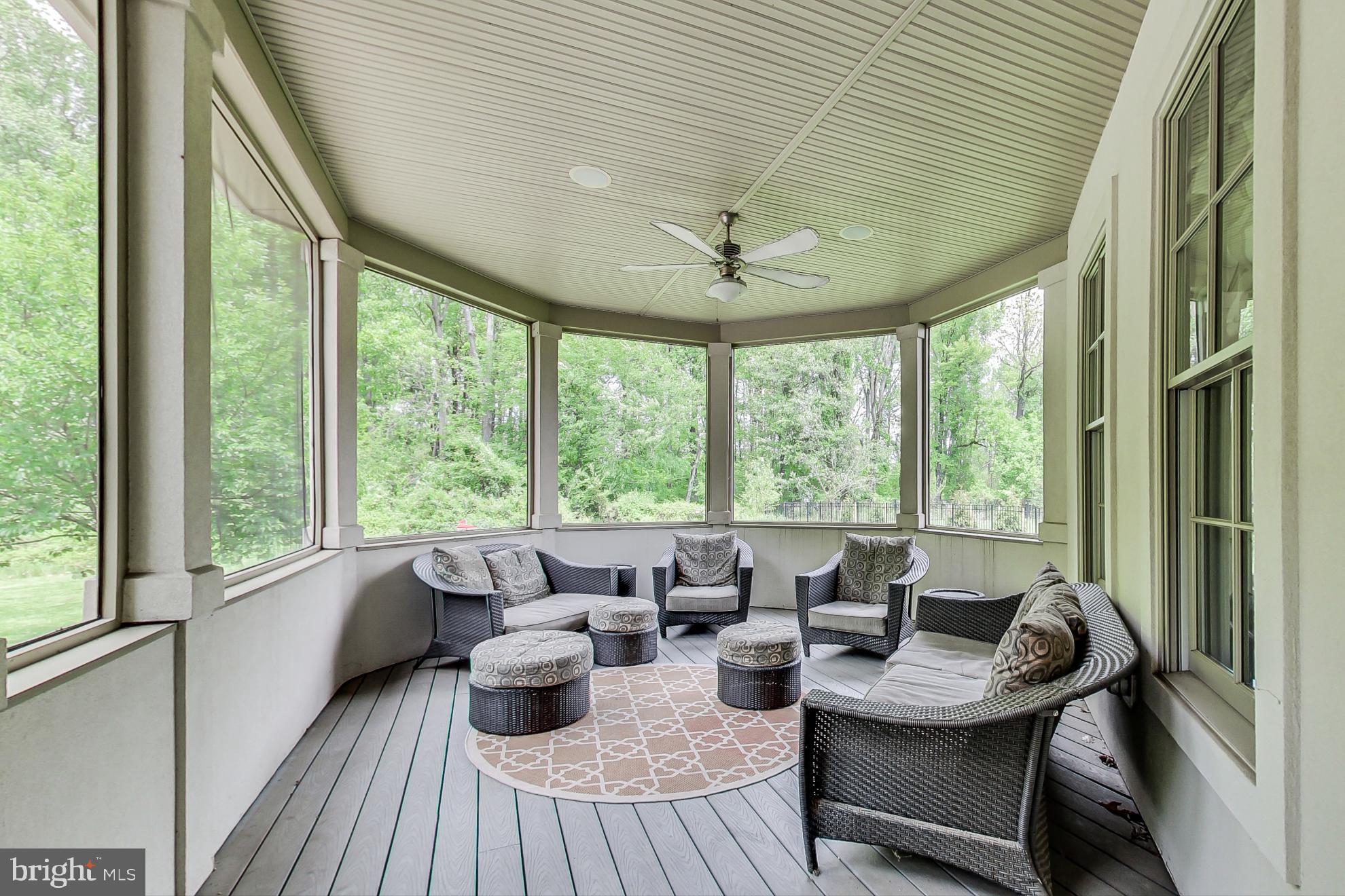 WALNUT GROVE - Residential