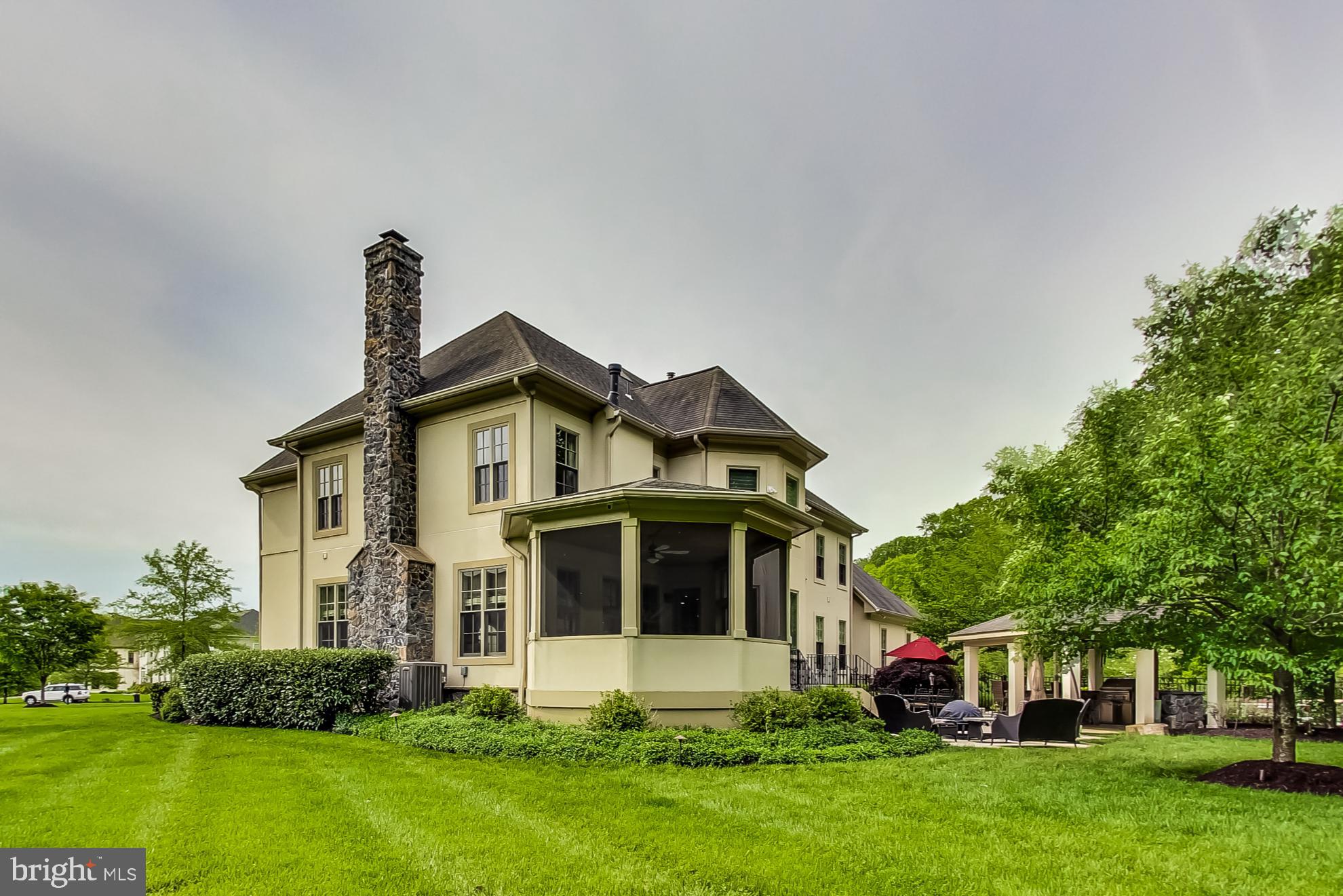 WALNUT GROVE - Residential