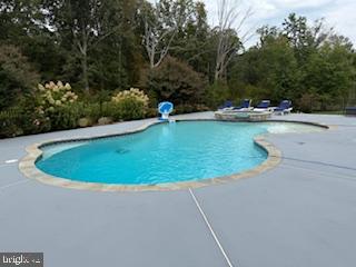 5220 BONNIE BRAE FARM DRIVE