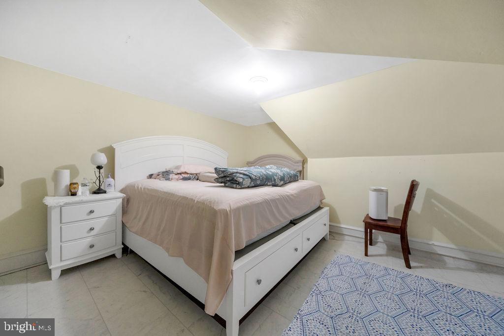 DREXEL HILL - Residential