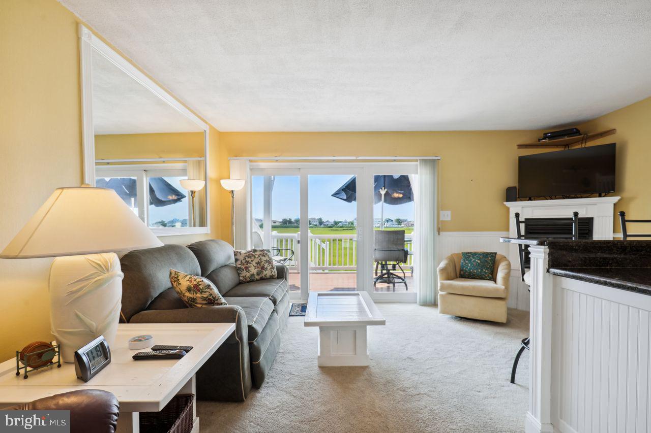 CAINE HARBOR MILE - Residential