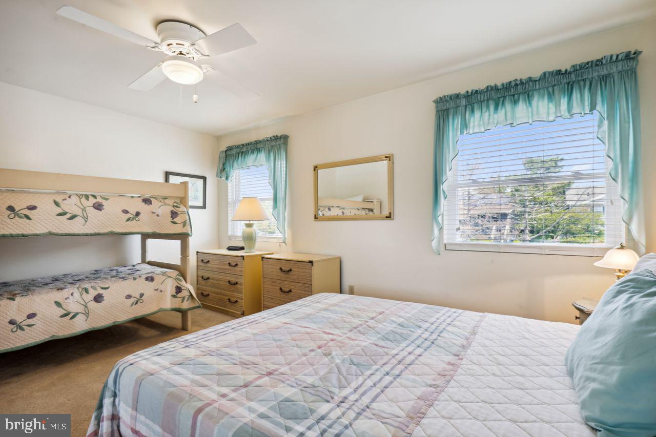 CAINE HARBOR MILE - Residential