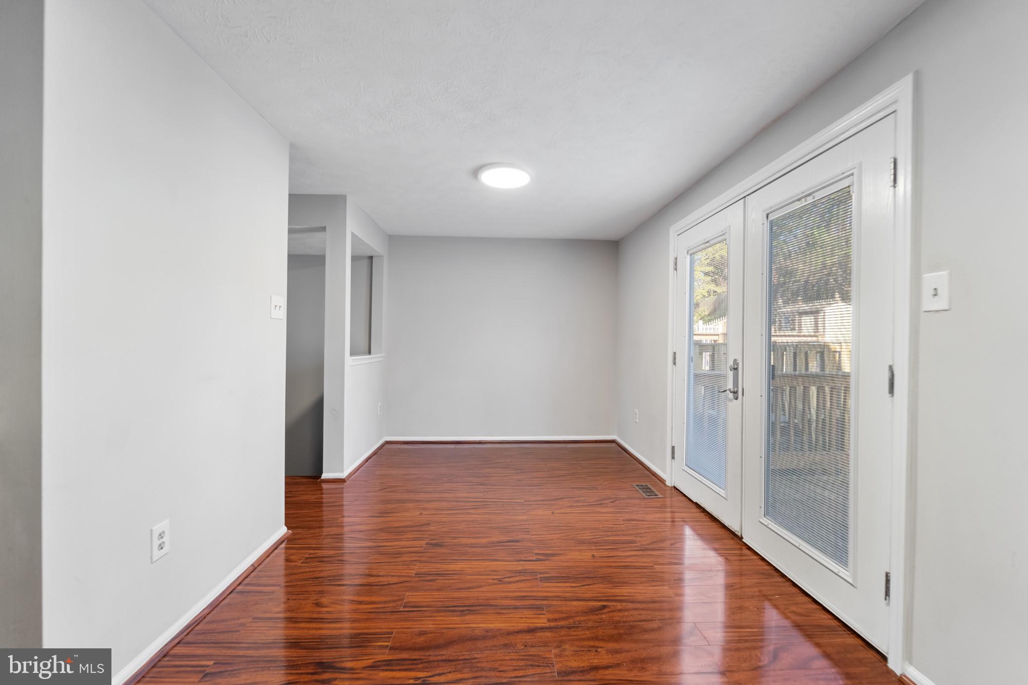 UPTON VILLAGE NORTH - Residential Lease