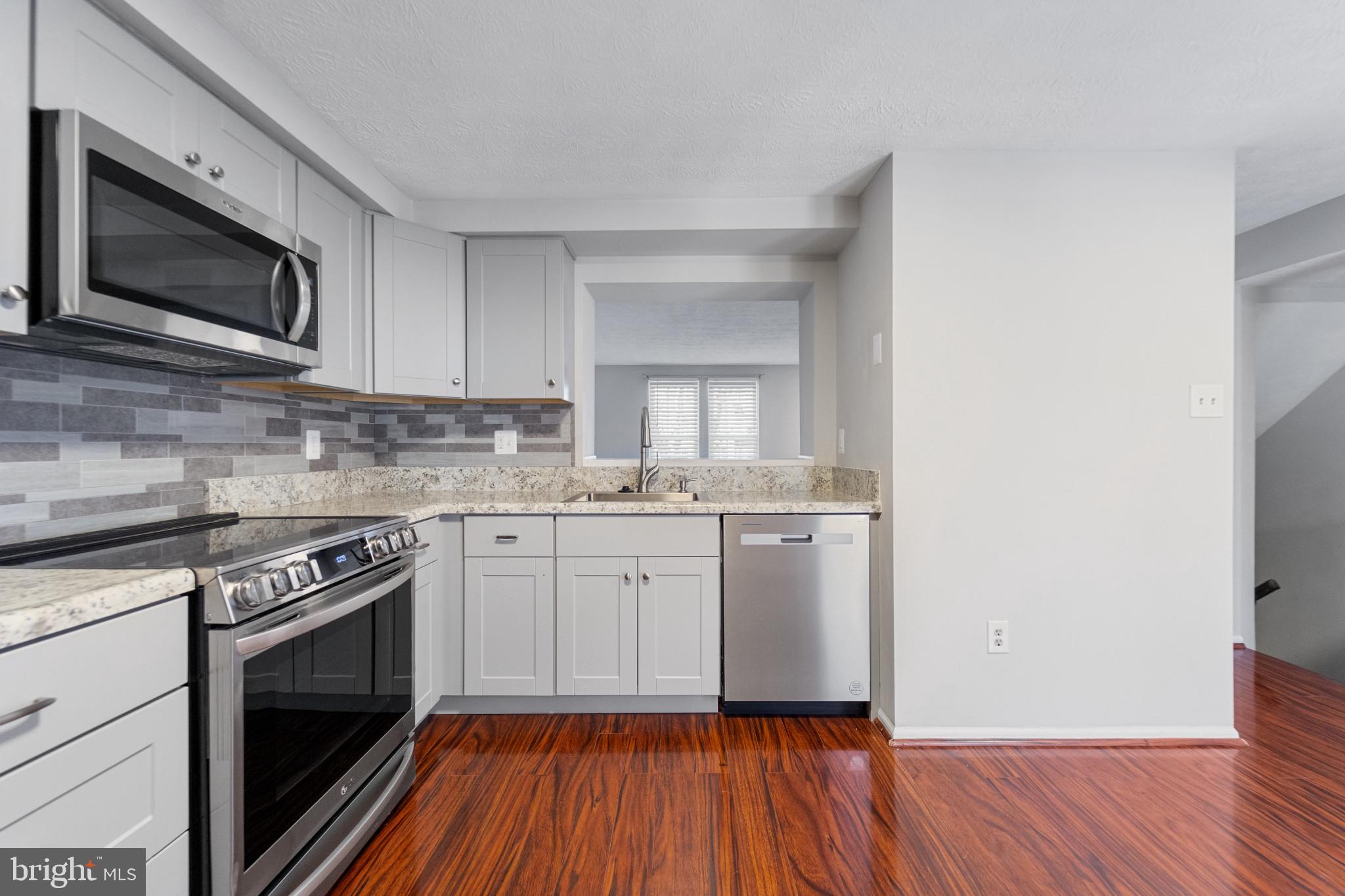 UPTON VILLAGE NORTH - Residential Lease