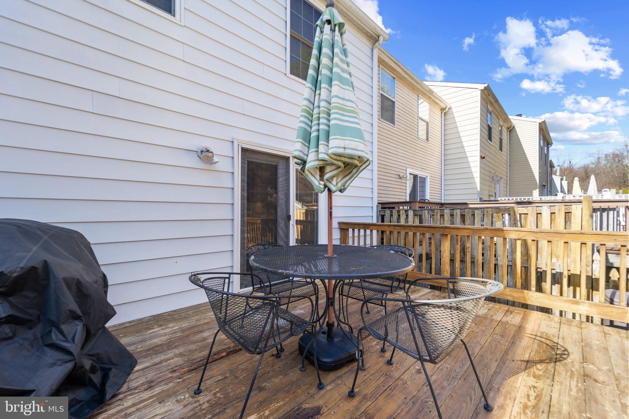 UPTON VILLAGE NORTH - Residential Lease