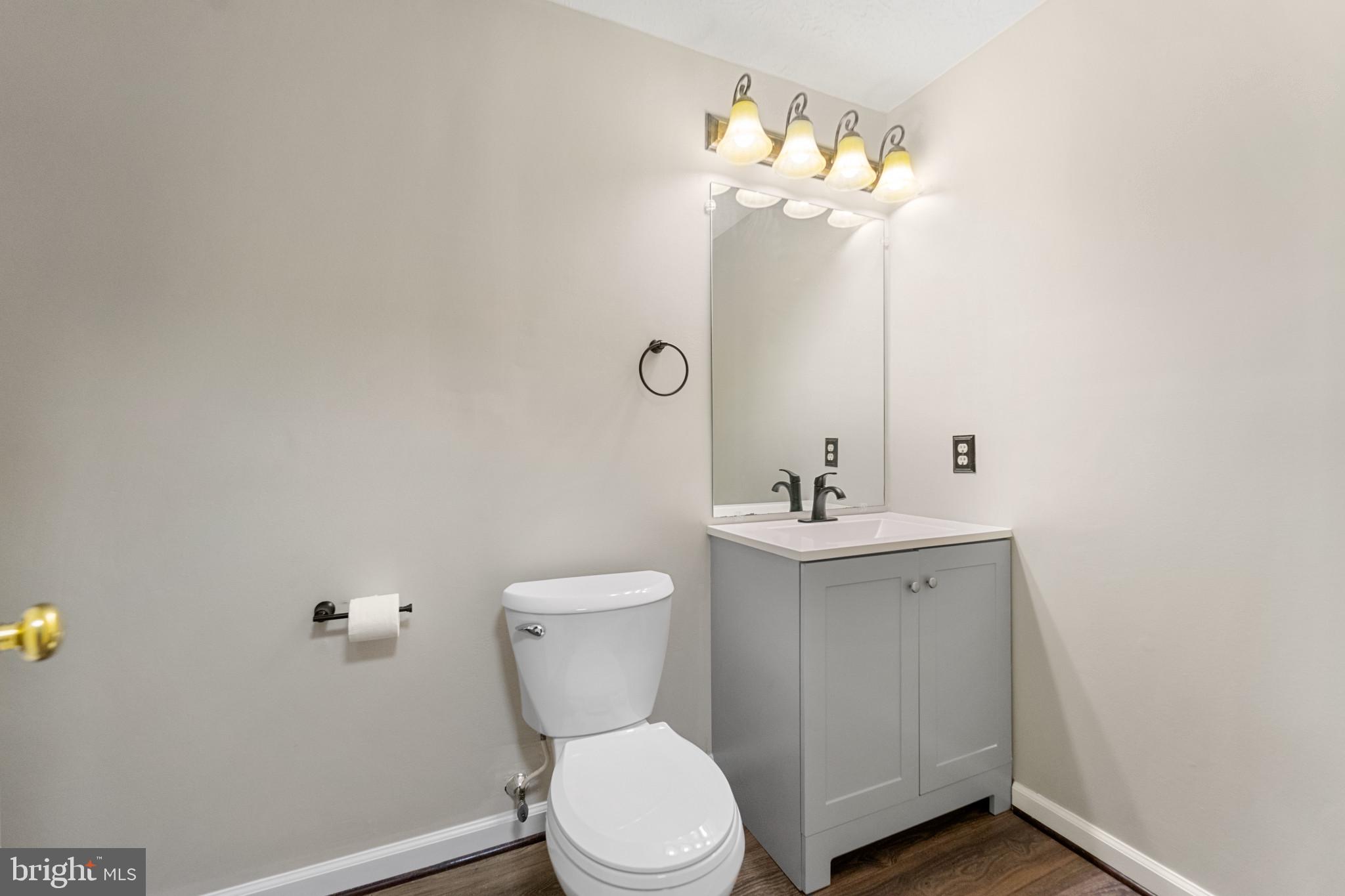 UPTON VILLAGE NORTH - Residential Lease