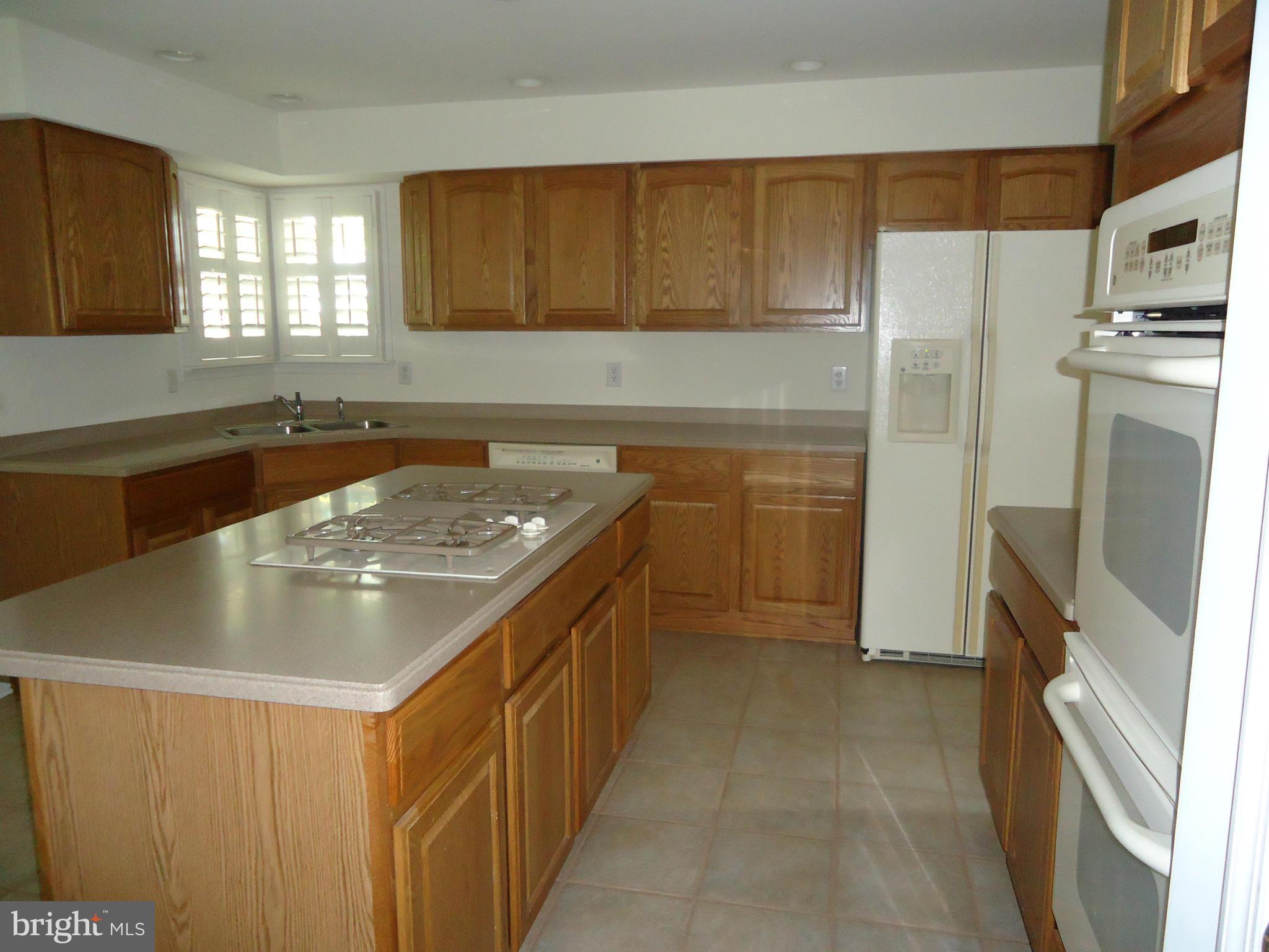 FOXLAND VILLAGE - Residential