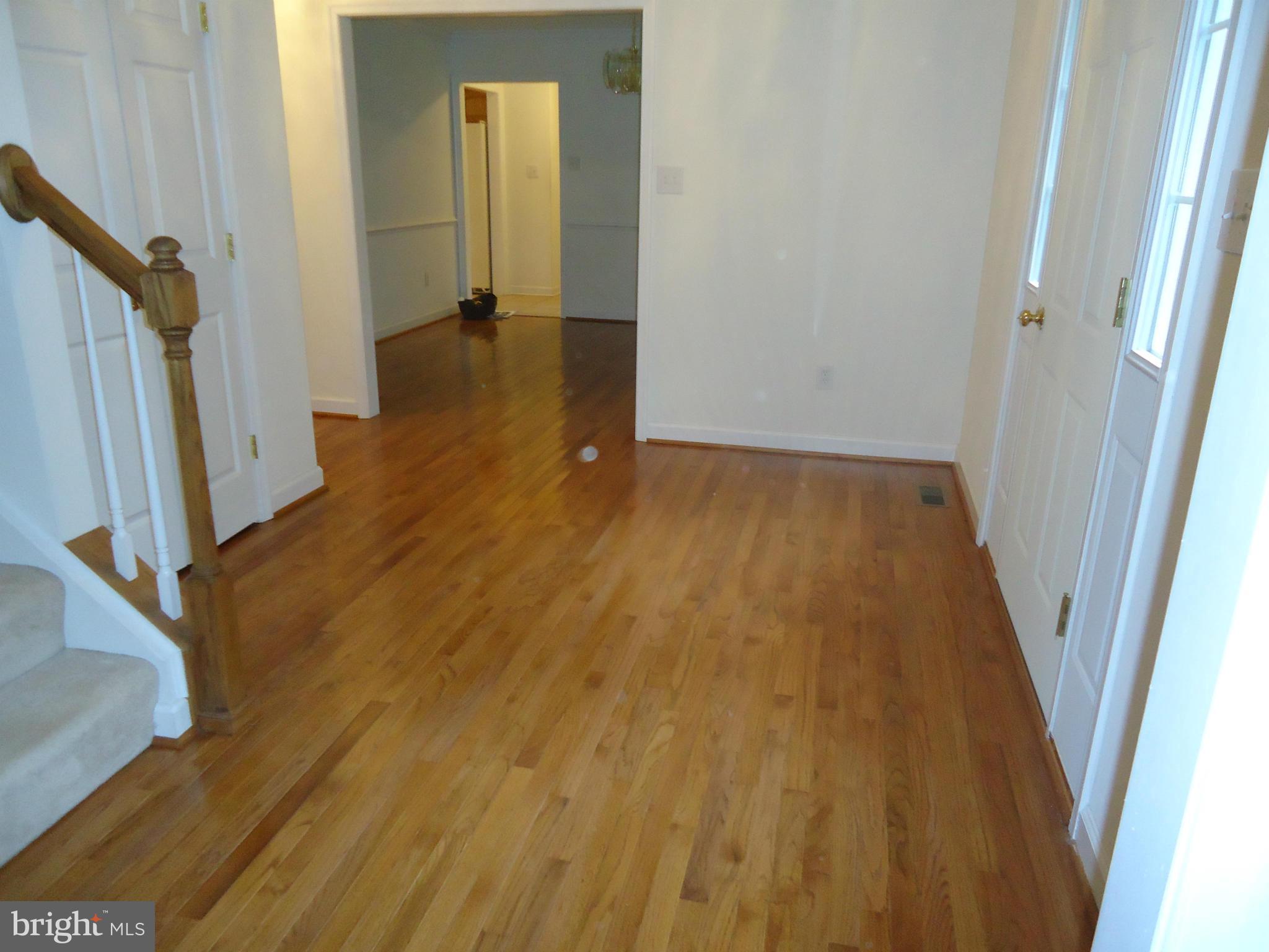 FOXLAND VILLAGE - Residential