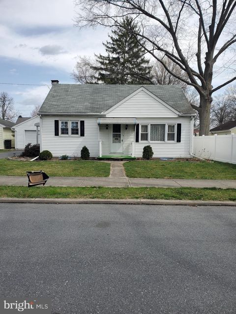 Photo of 113 S Fulton Street, MANHEIM, PA 17545 (MLS # PALA2066626)