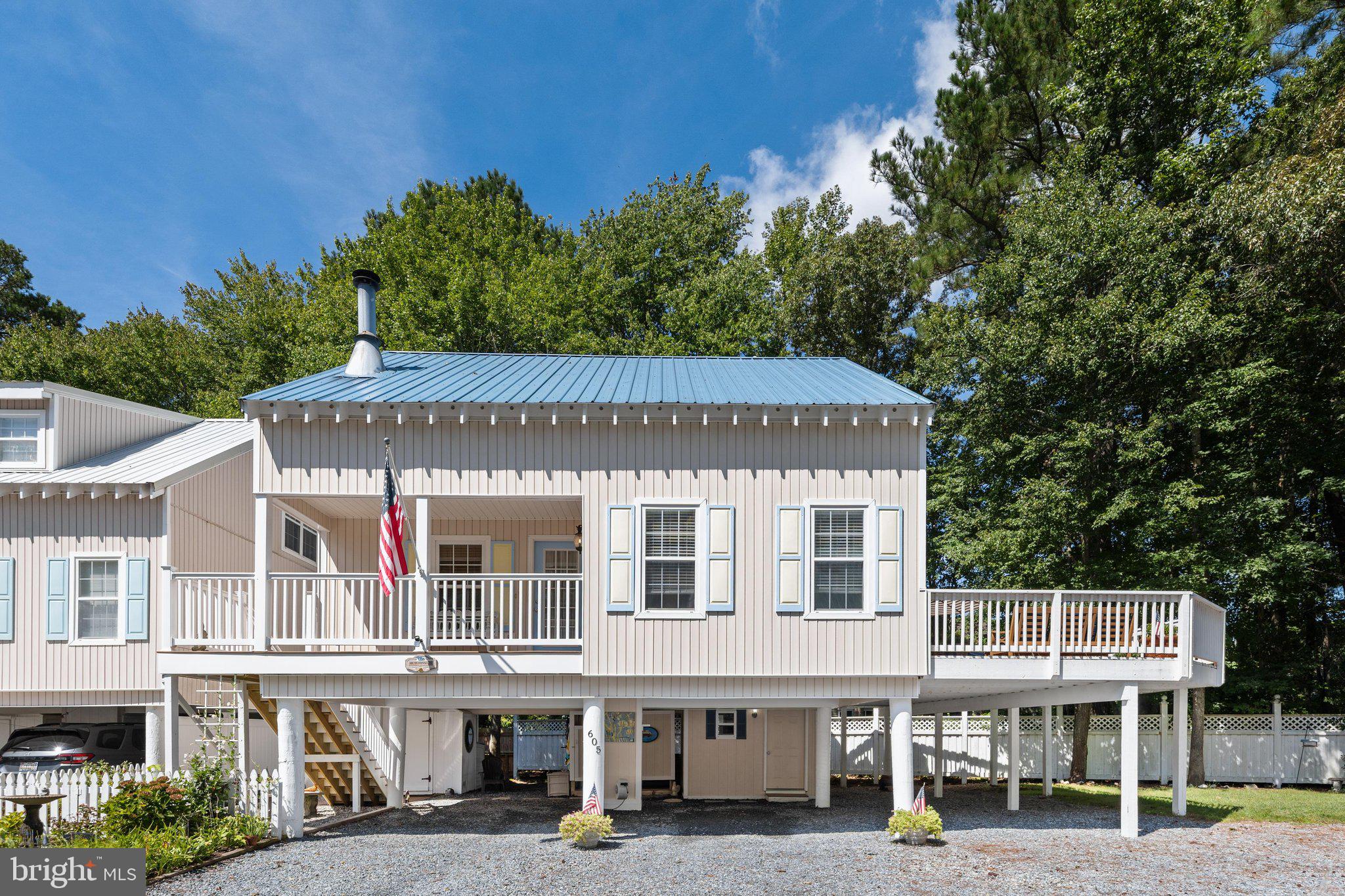 605 CAPE ELEUTHRA ROAD 73