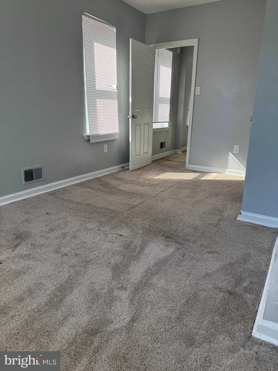 HARLEM PARK - Residential Lease