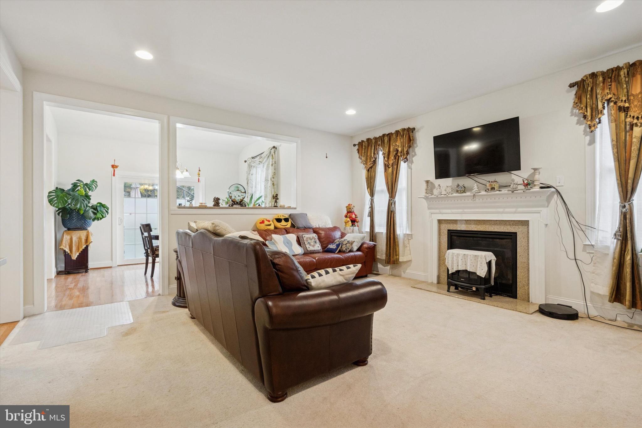 DEEPDALE - Residential