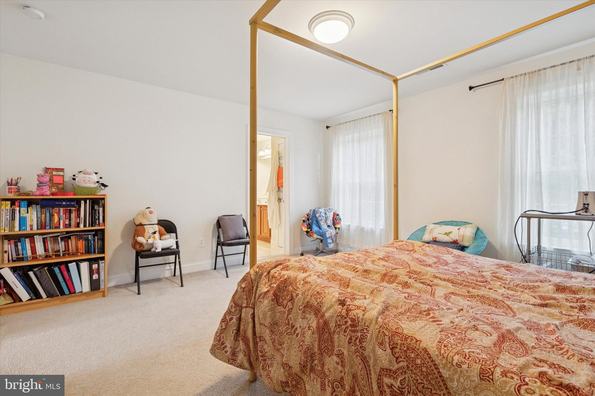 DEEPDALE - Residential