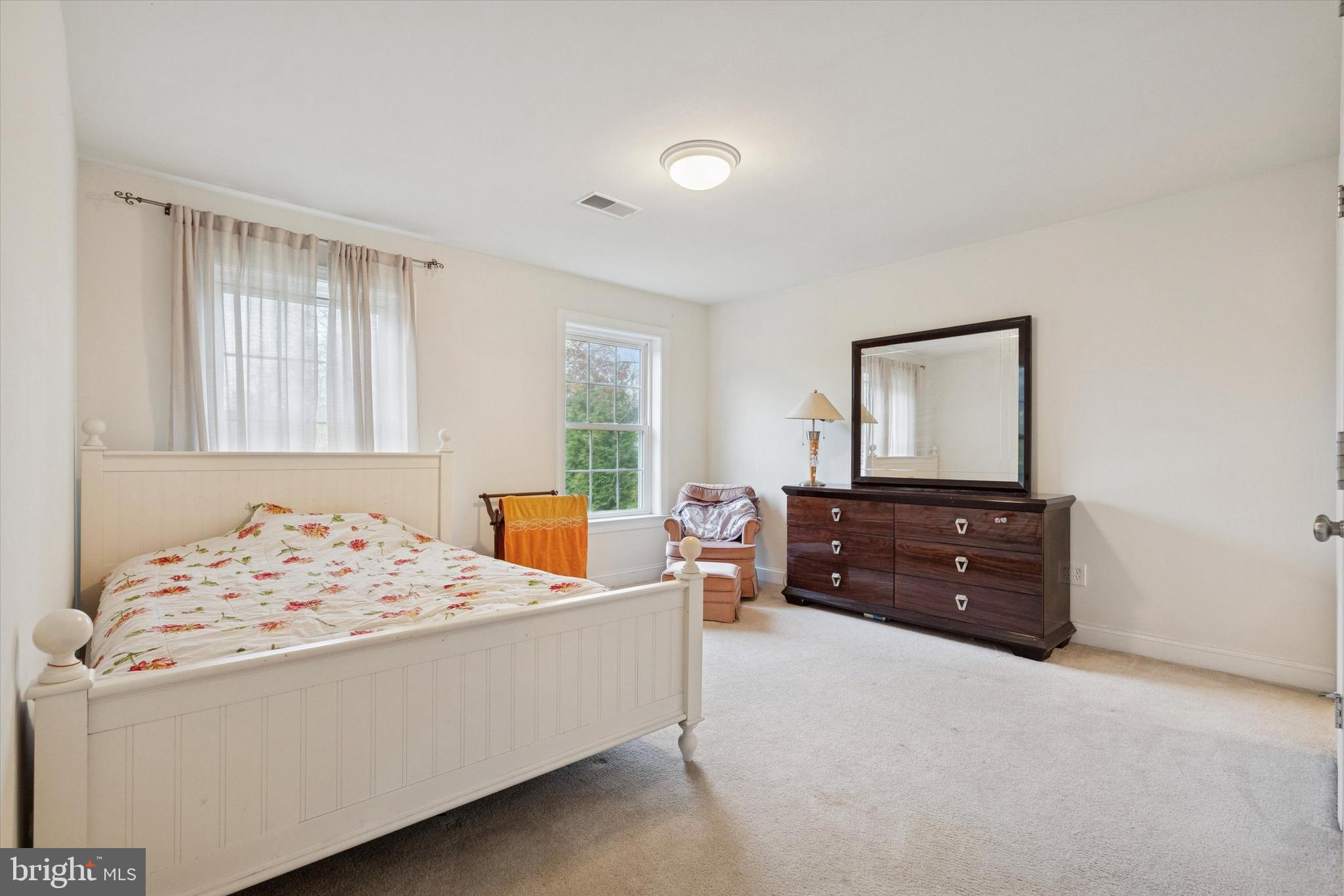 DEEPDALE - Residential