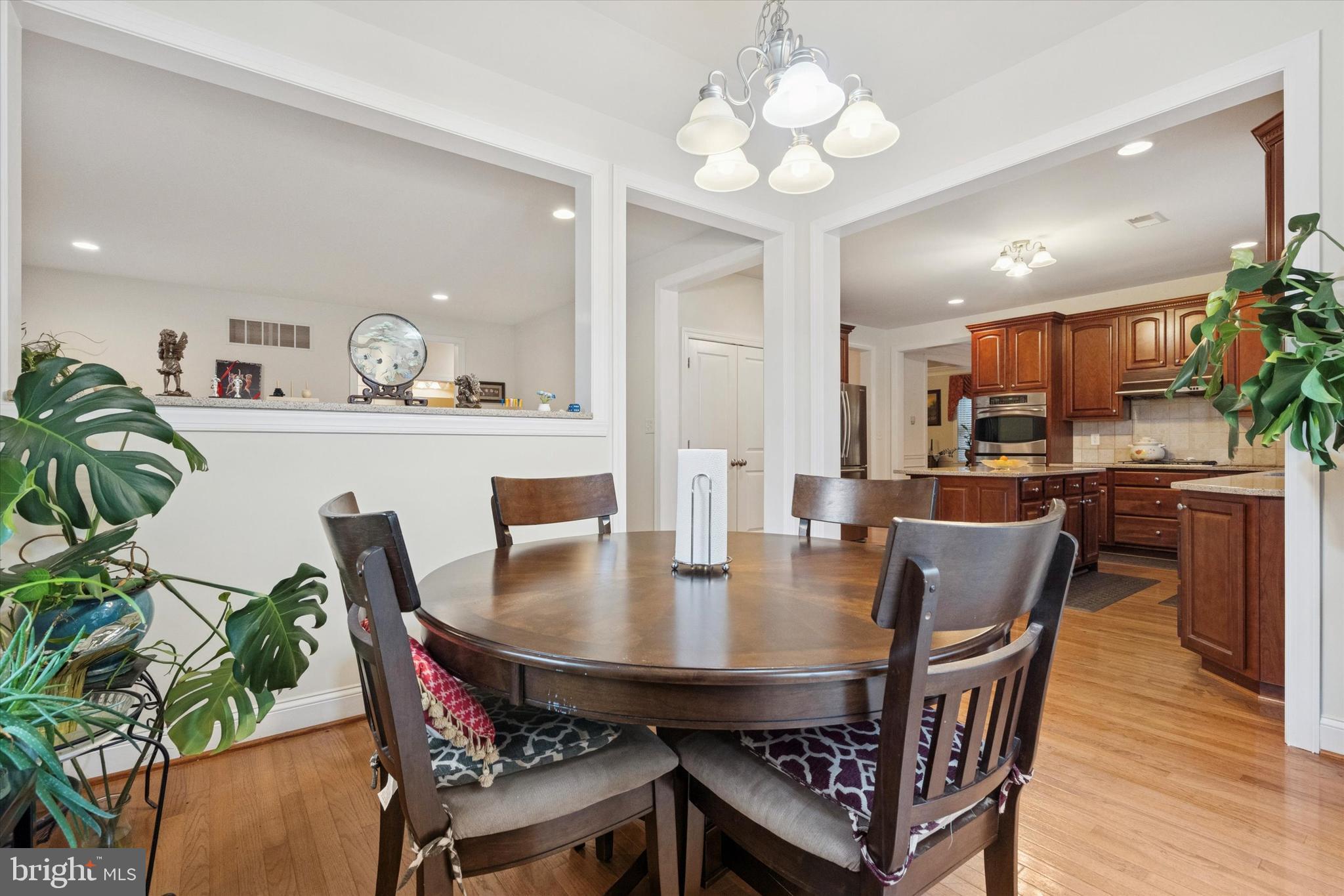 DEEPDALE - Residential