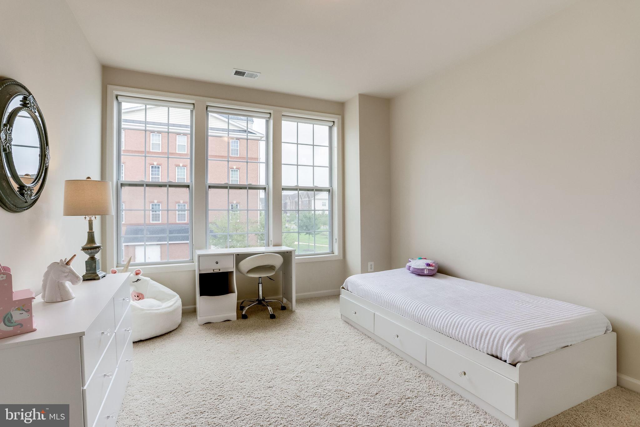 BUCKINGHAM AT LOUDOUN VALLEY - Residential