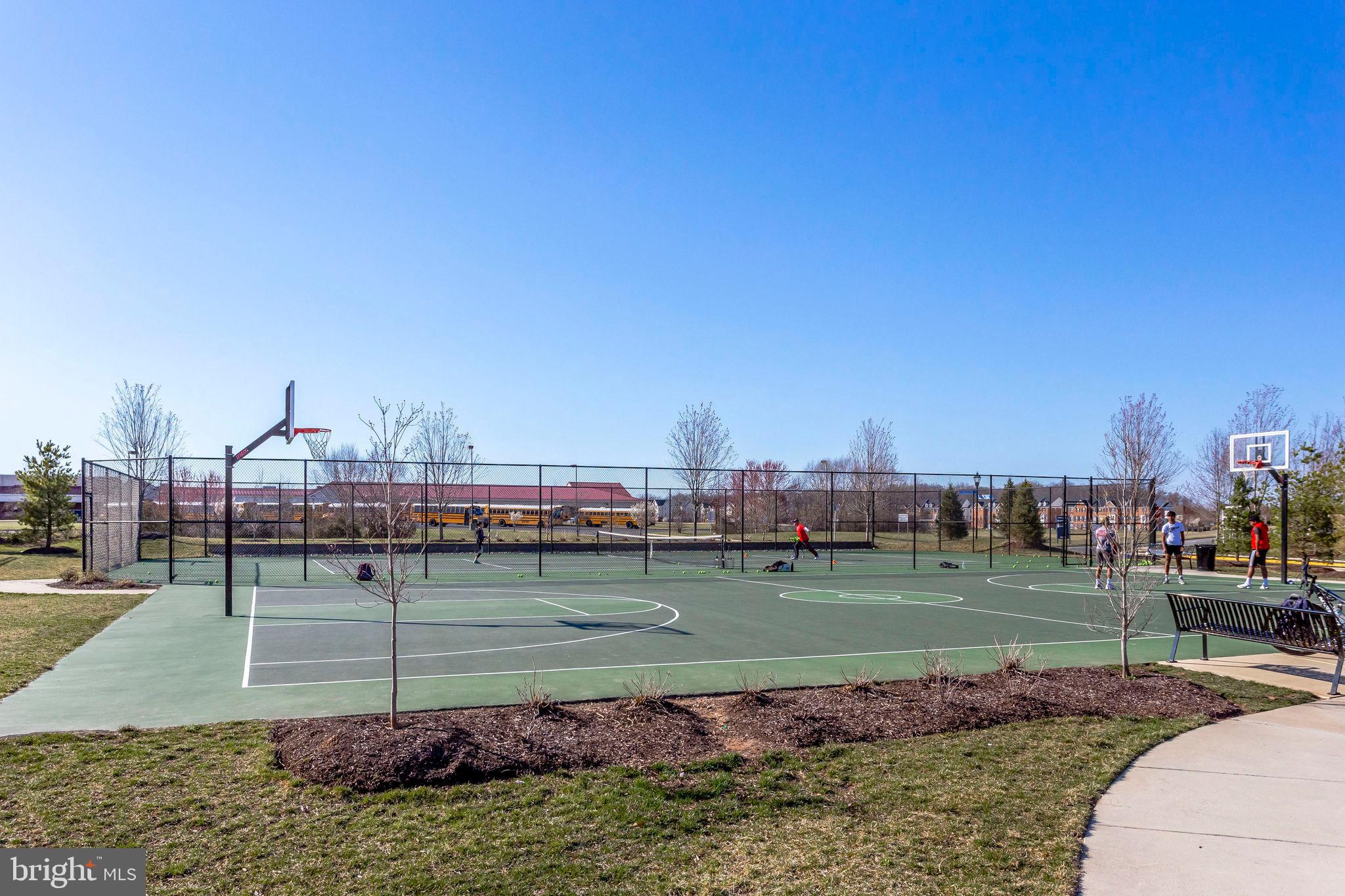 BUCKINGHAM AT LOUDOUN VALLEY - Residential