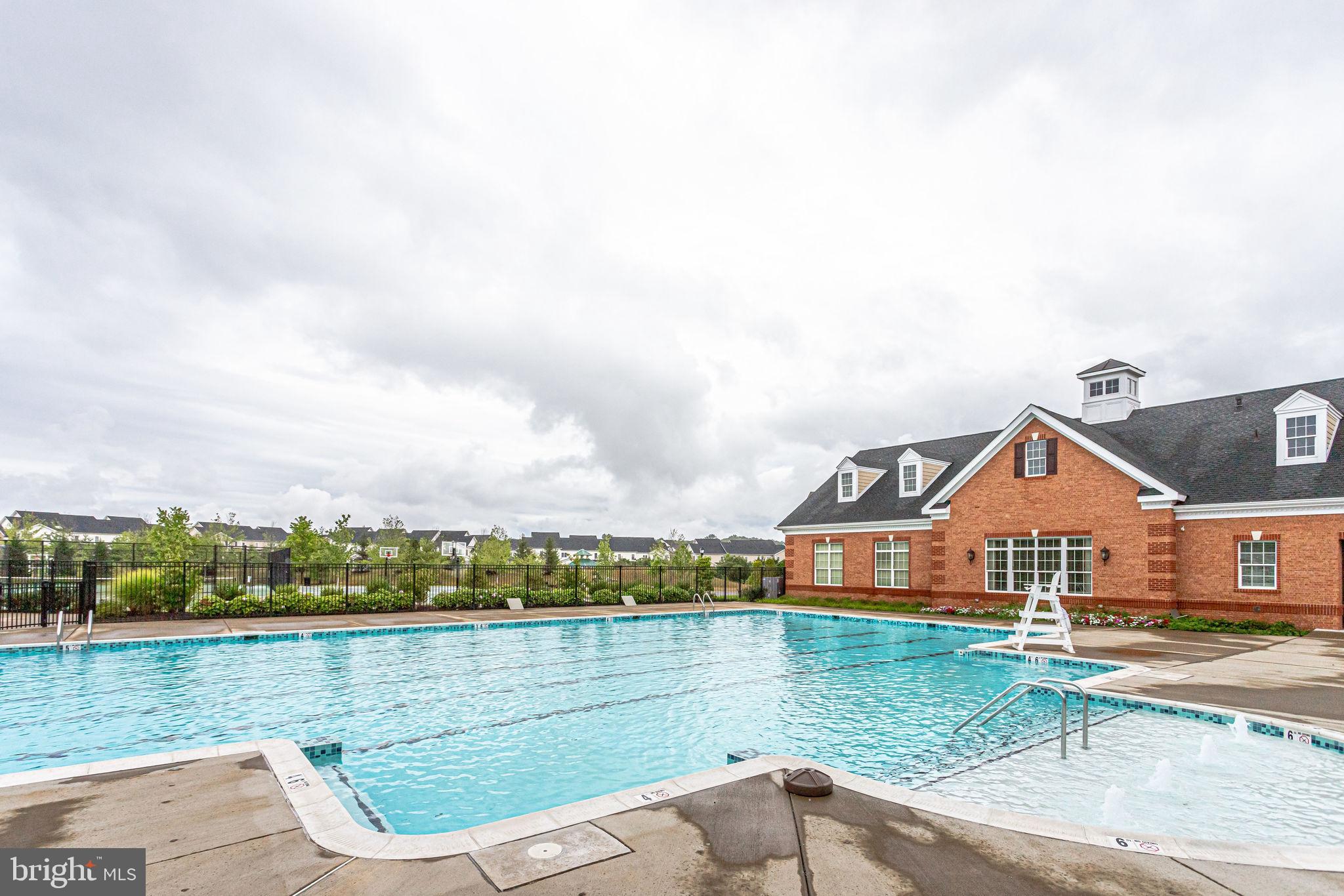 BUCKINGHAM AT LOUDOUN VALLEY - Residential