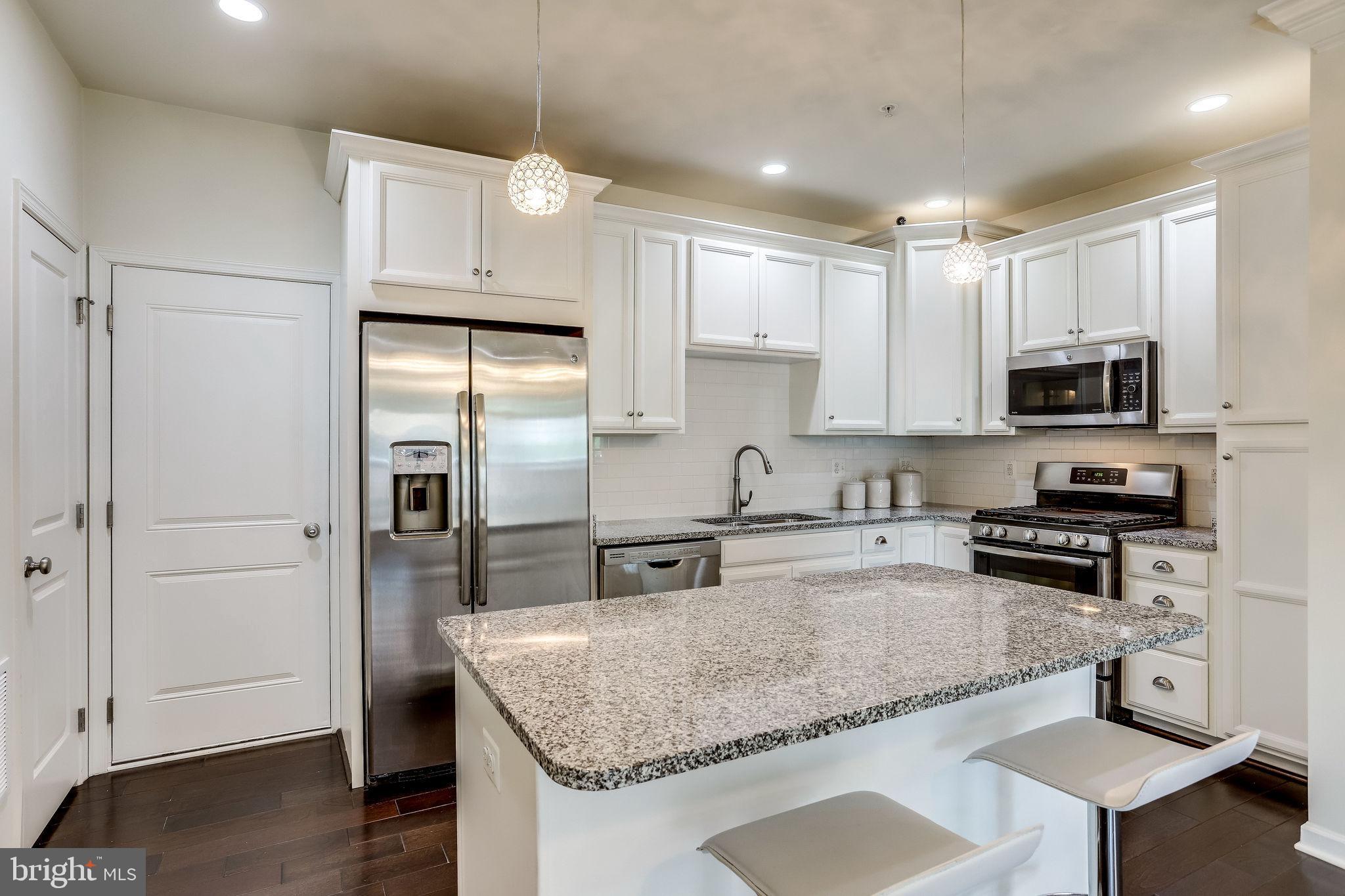 BUCKINGHAM AT LOUDOUN VALLEY - Residential