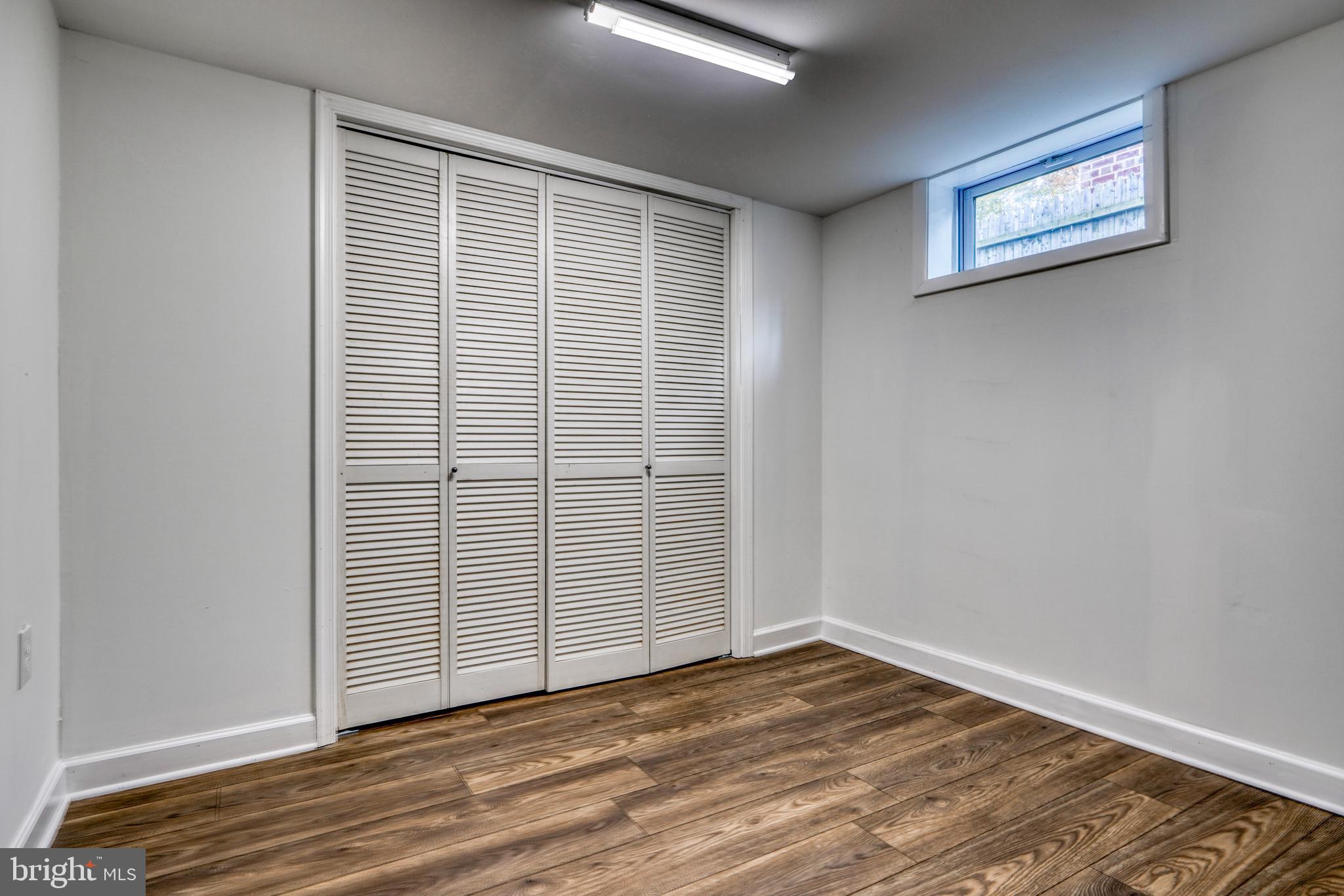 WHEATON WOODS - Residential